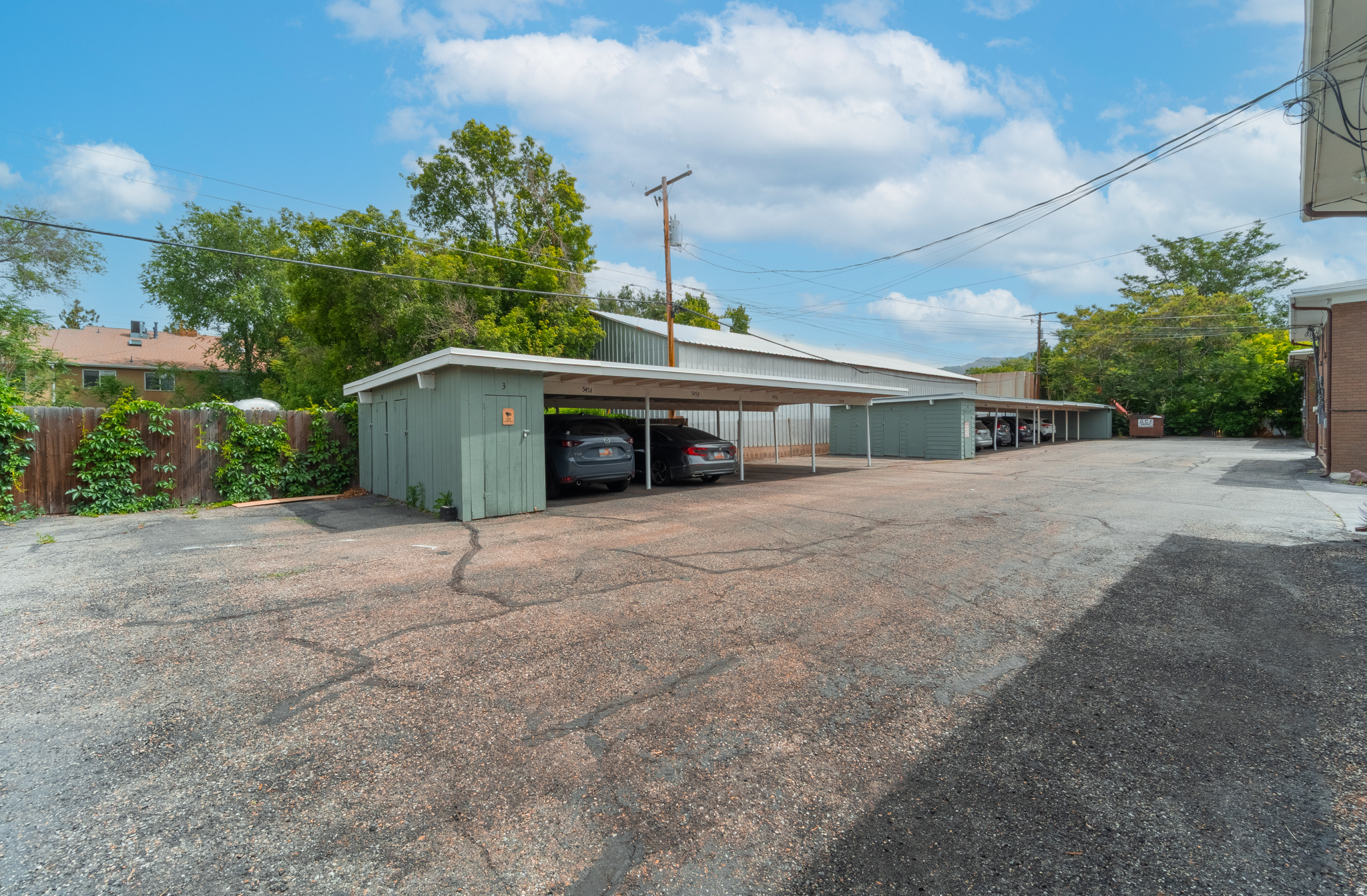 SUGAR HOUSE - Residential