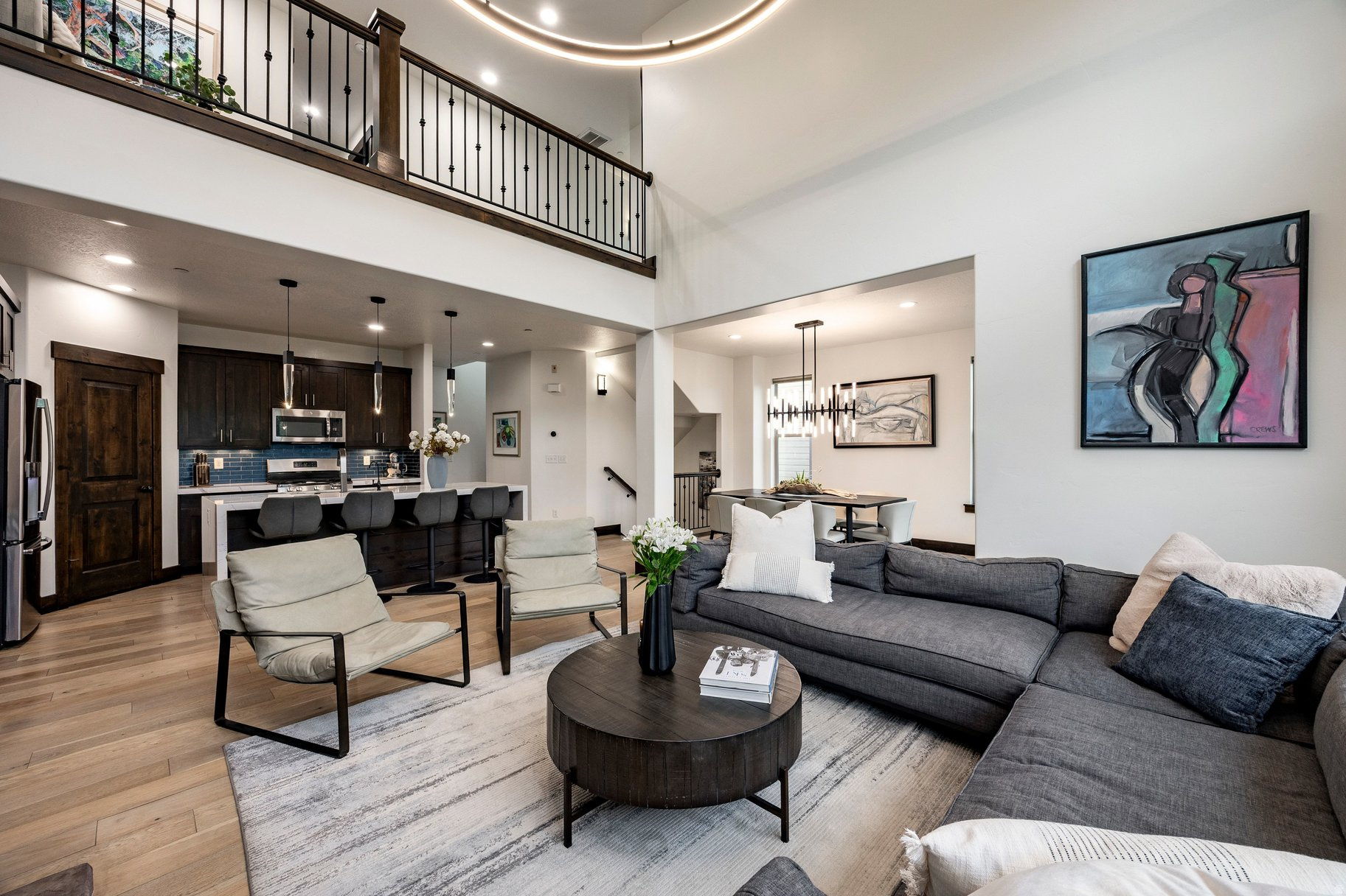 IROQUOIS - Residential