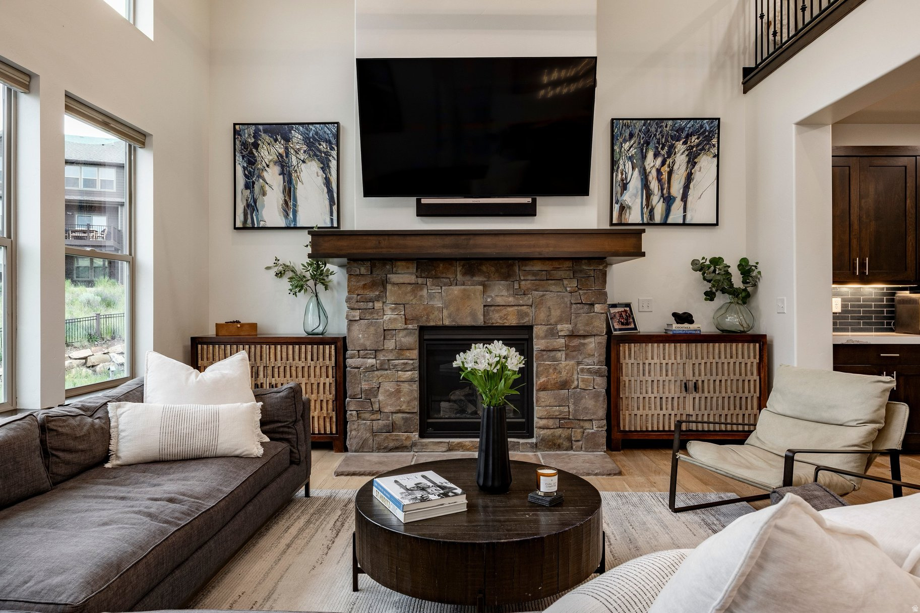IROQUOIS - Residential