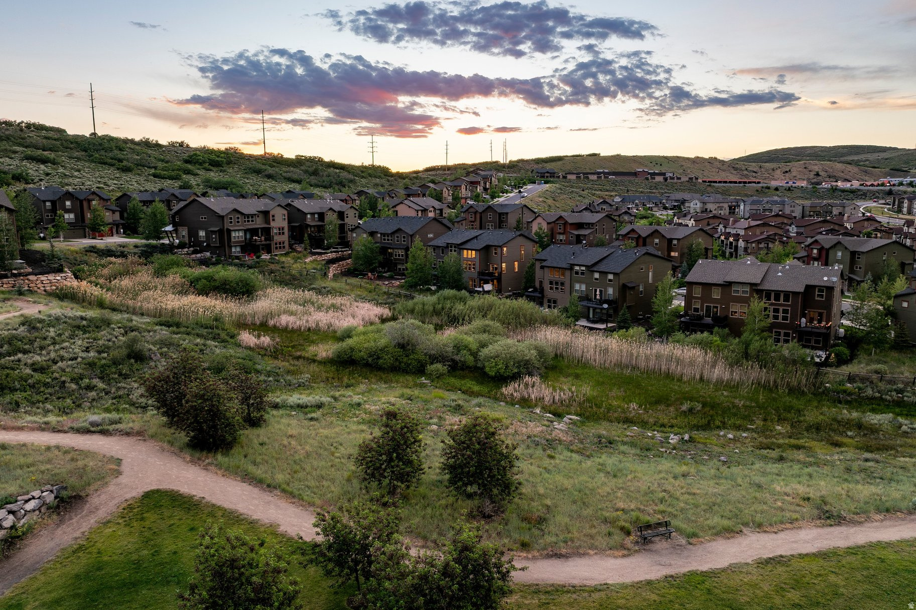 IROQUOIS - Residential