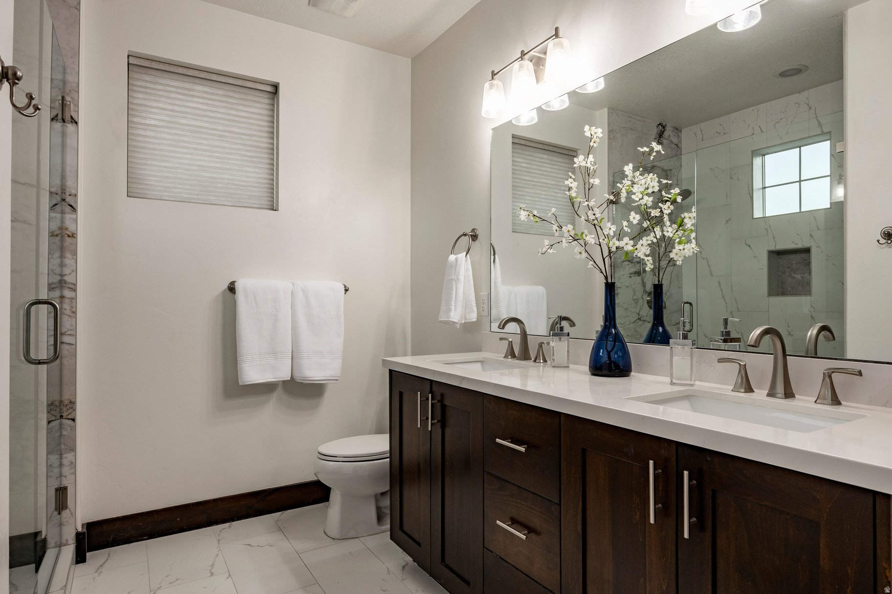 IROQUOIS - Residential