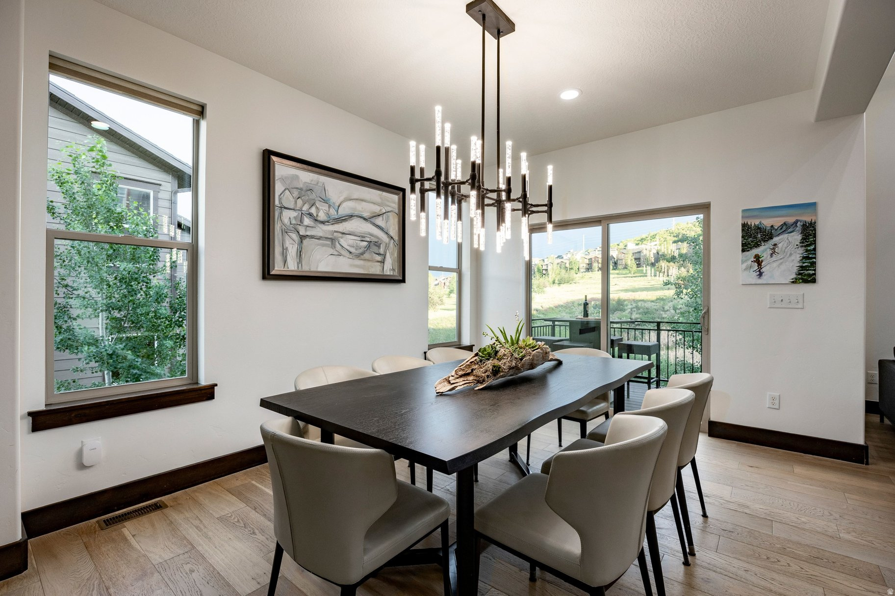 IROQUOIS - Residential