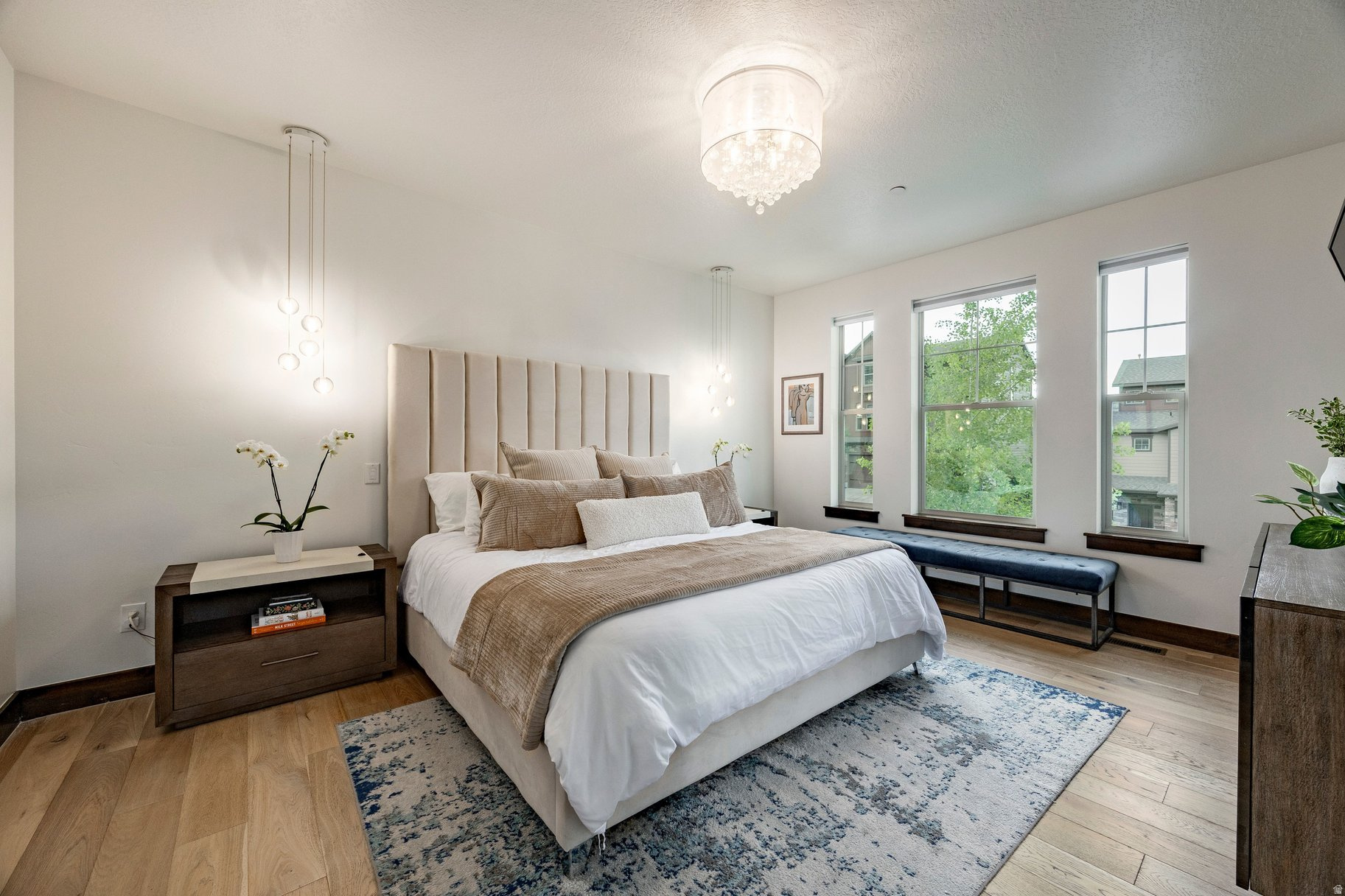 IROQUOIS - Residential