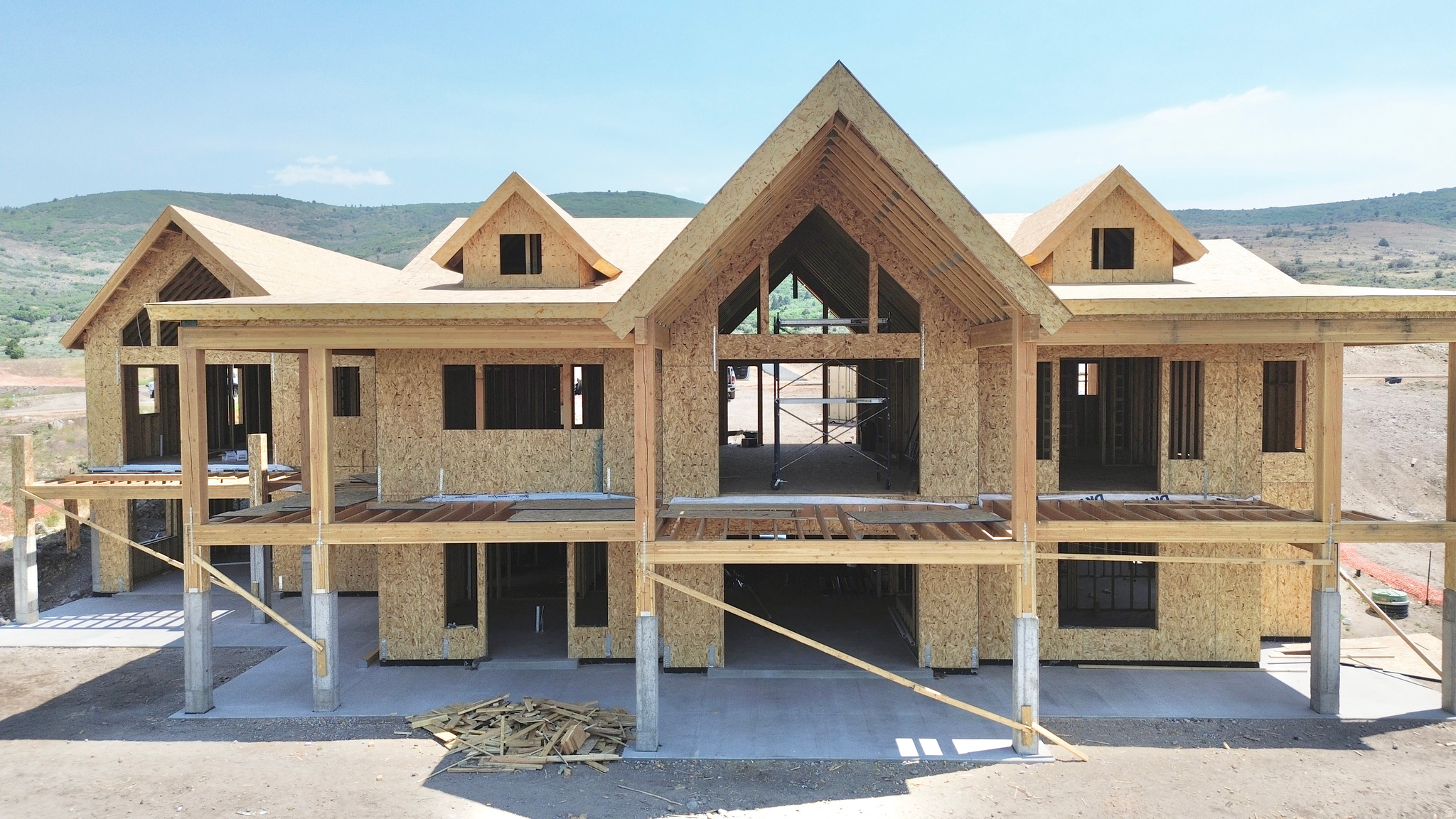 FOOTHILLS AT FRANCIS - Residential