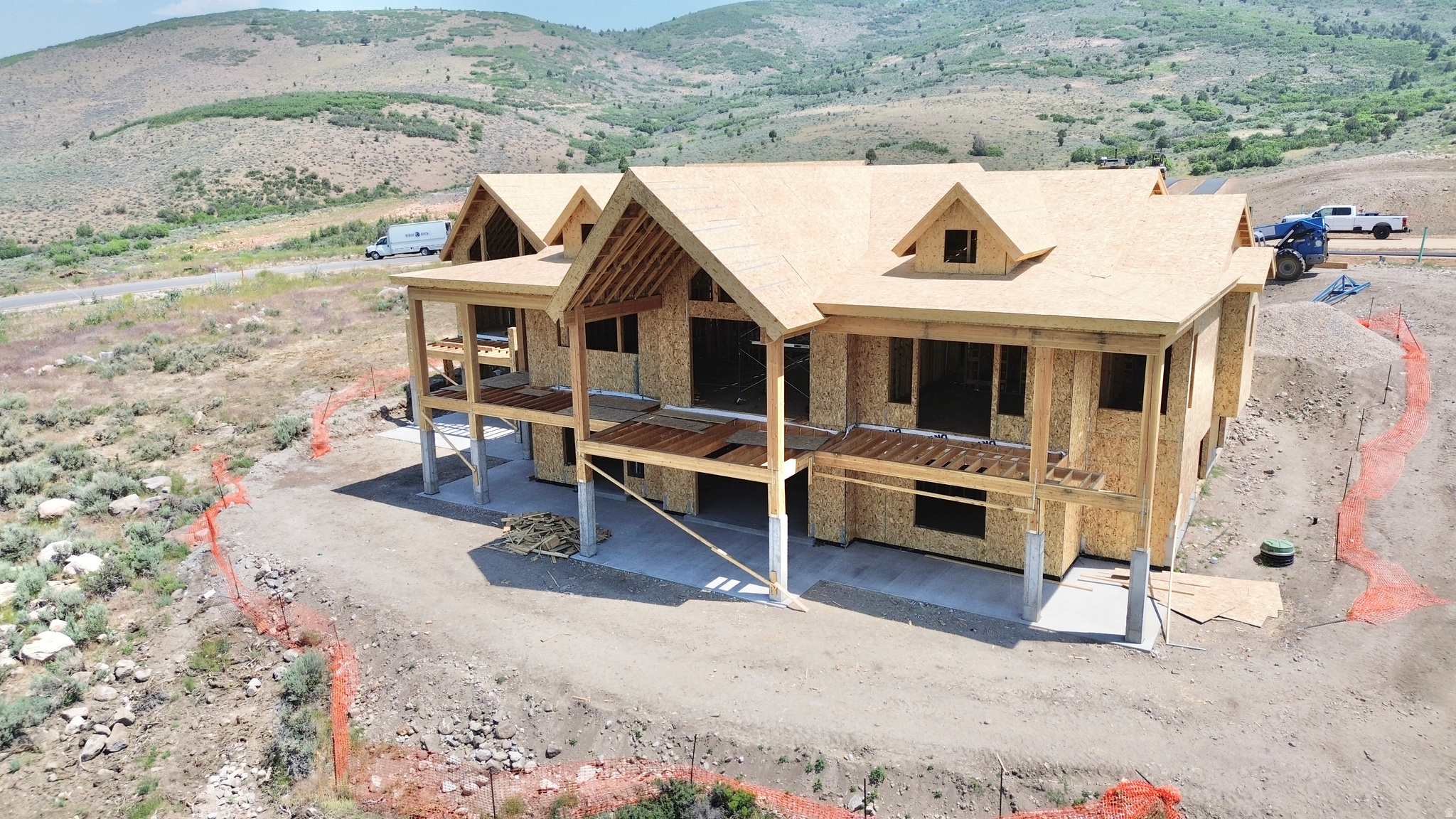 FOOTHILLS AT FRANCIS - Residential