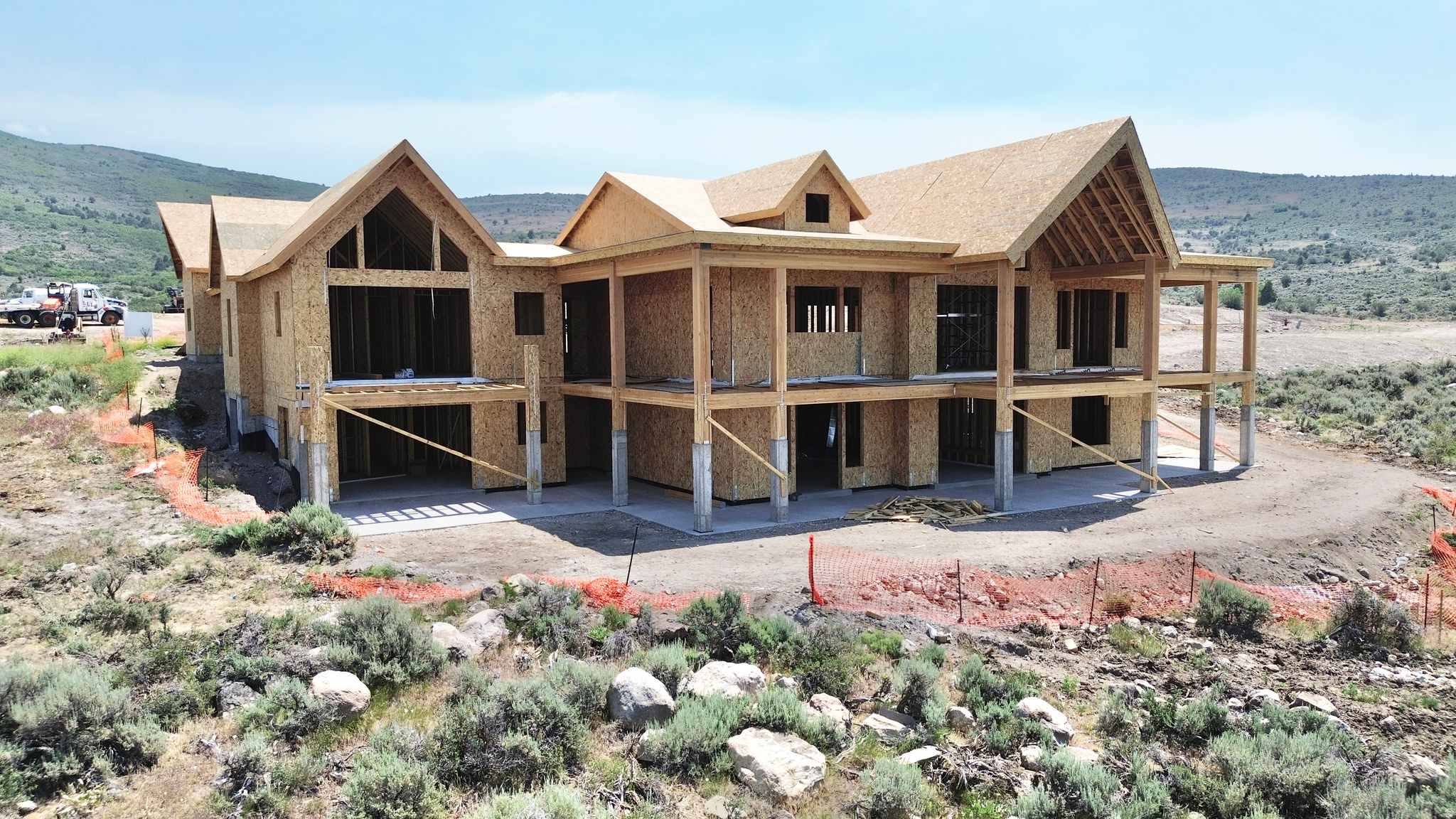 FOOTHILLS AT FRANCIS - Residential