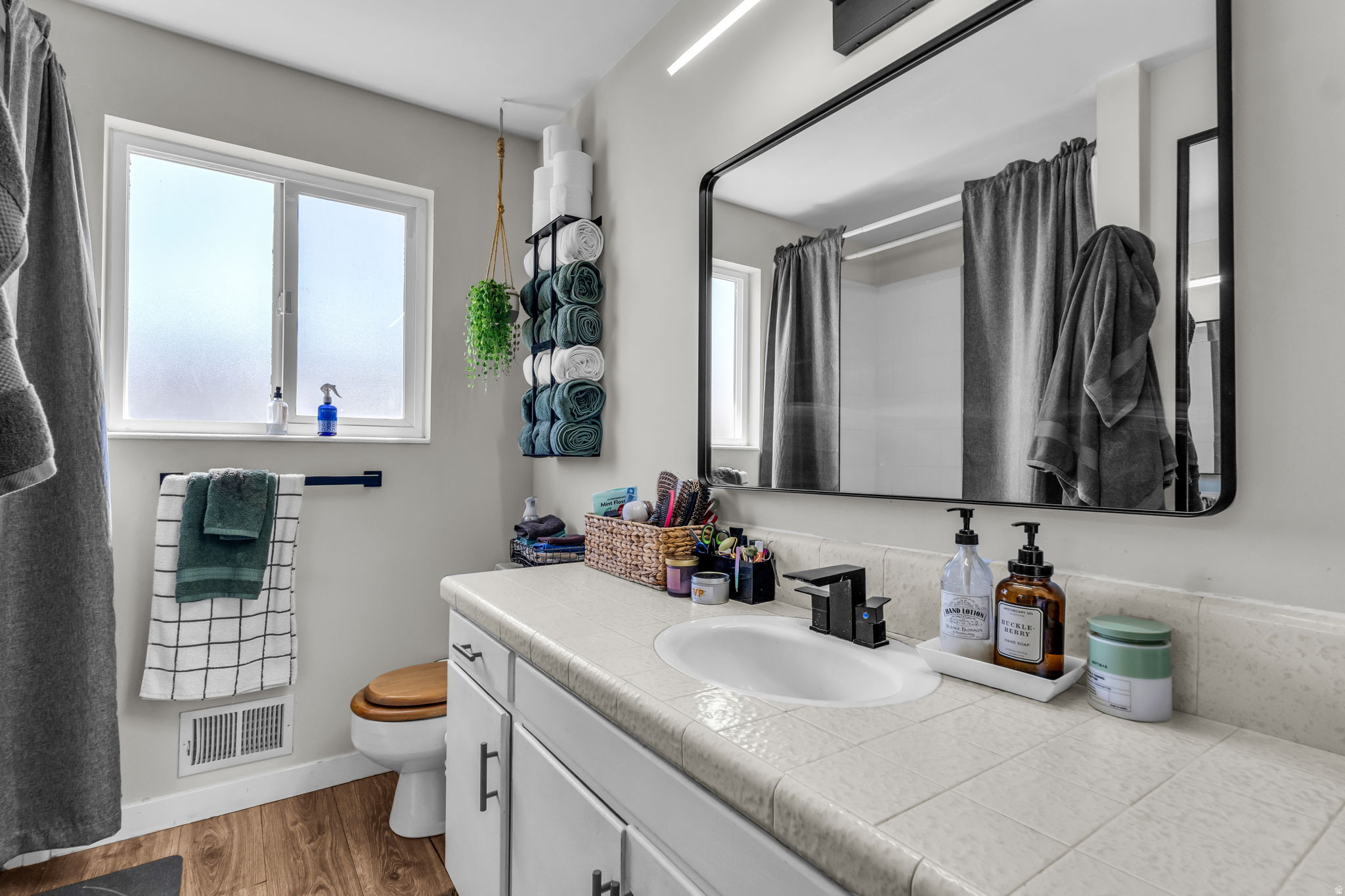 BIRDELLA PARK PLAT A - Residential