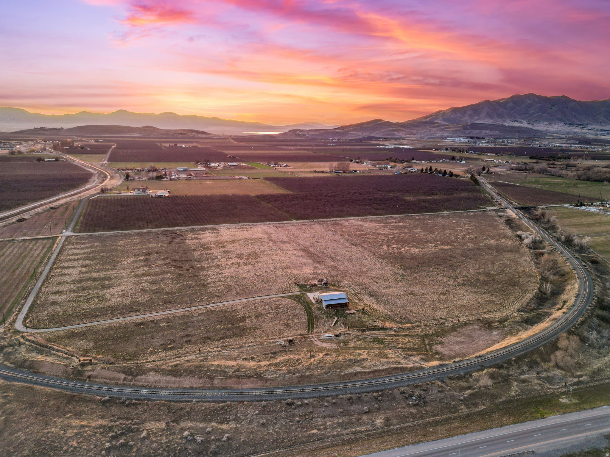 Gorgeous Ranch property zoned Res/Ag in Santaquin, Utah! Large parcels sold together with Strawberry High Line Canal Shares, including a well and Utah State water rights. Gated, dead-end access with stunning mountain views. Ideal for livestock, ranch, including hay barn. Would work well for multigenerational living. Call today for more information!  https://maps.app.goo.gl/pENAfmbhoPNttkYY7