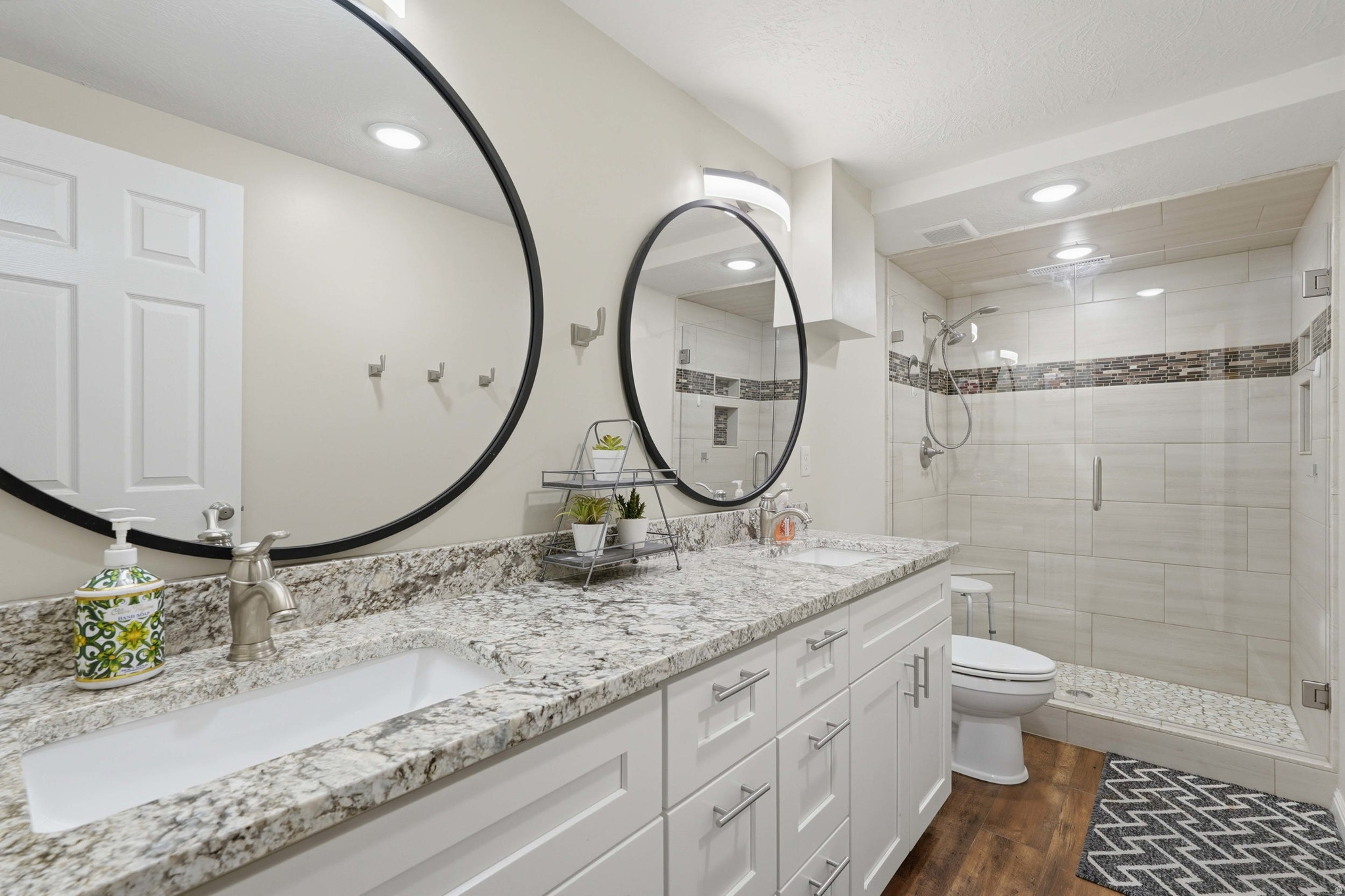 CREEK VIEW ESTATES - Residential