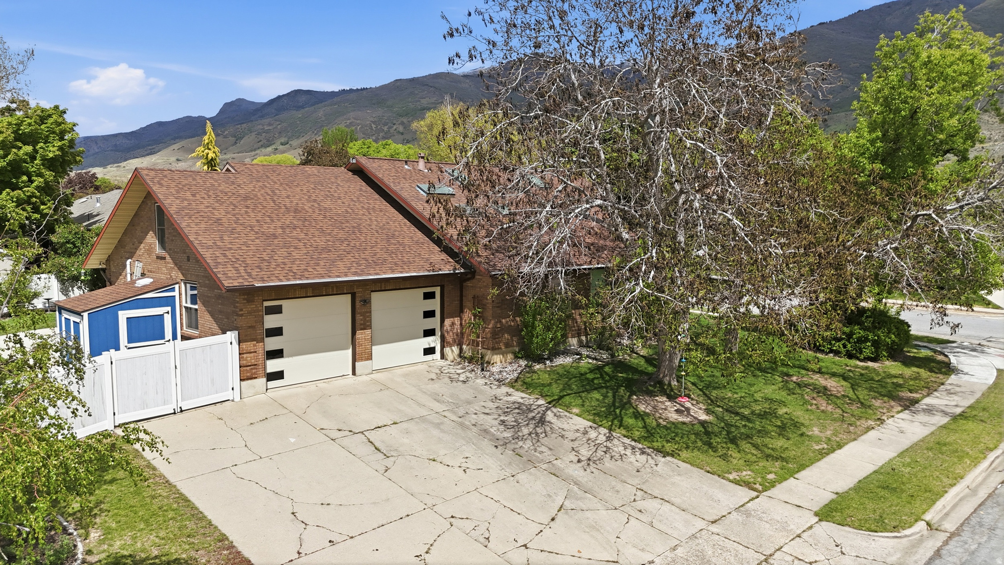 CREEK VIEW ESTATES - Residential