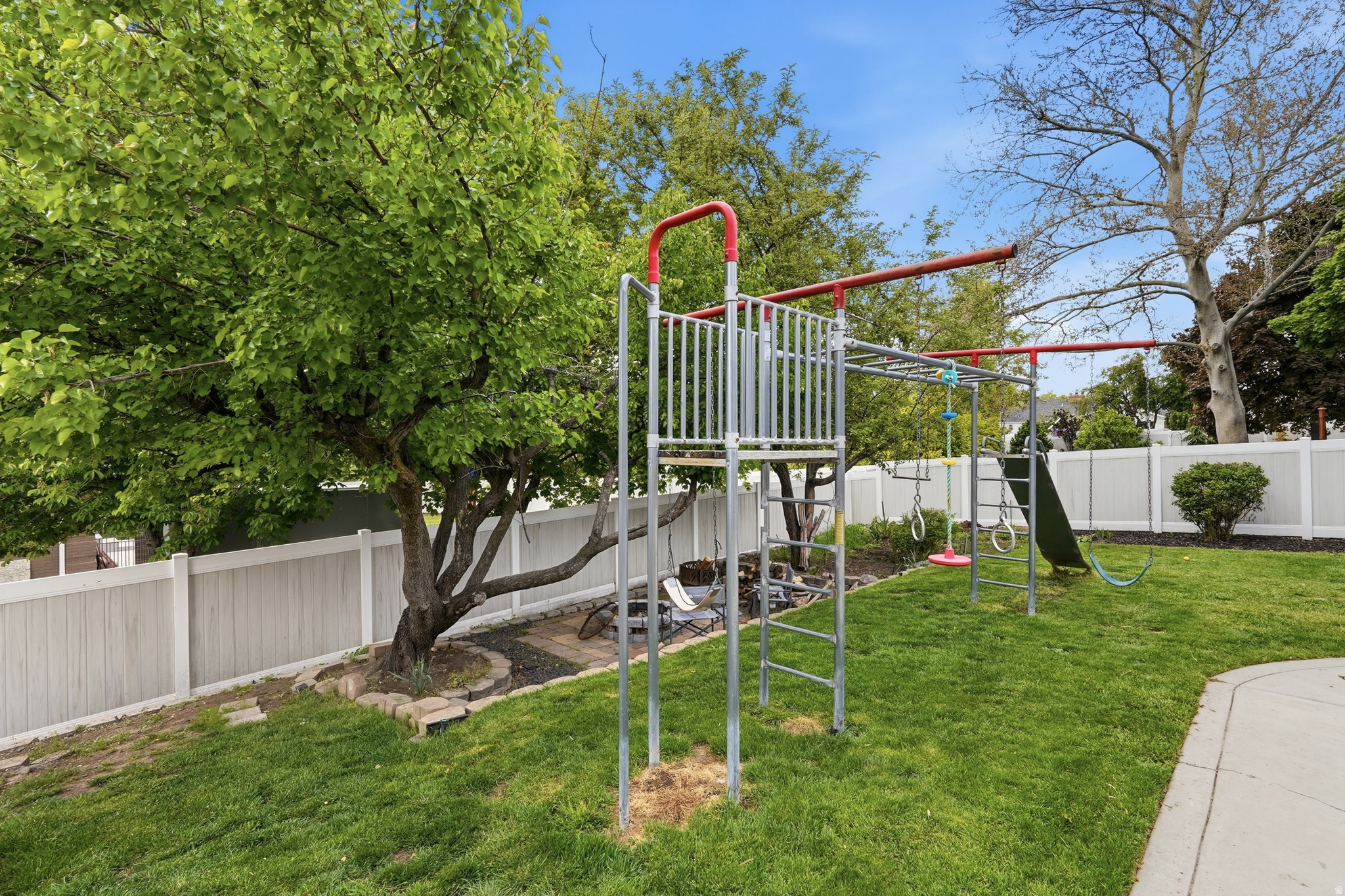 CREEK VIEW ESTATES - Residential