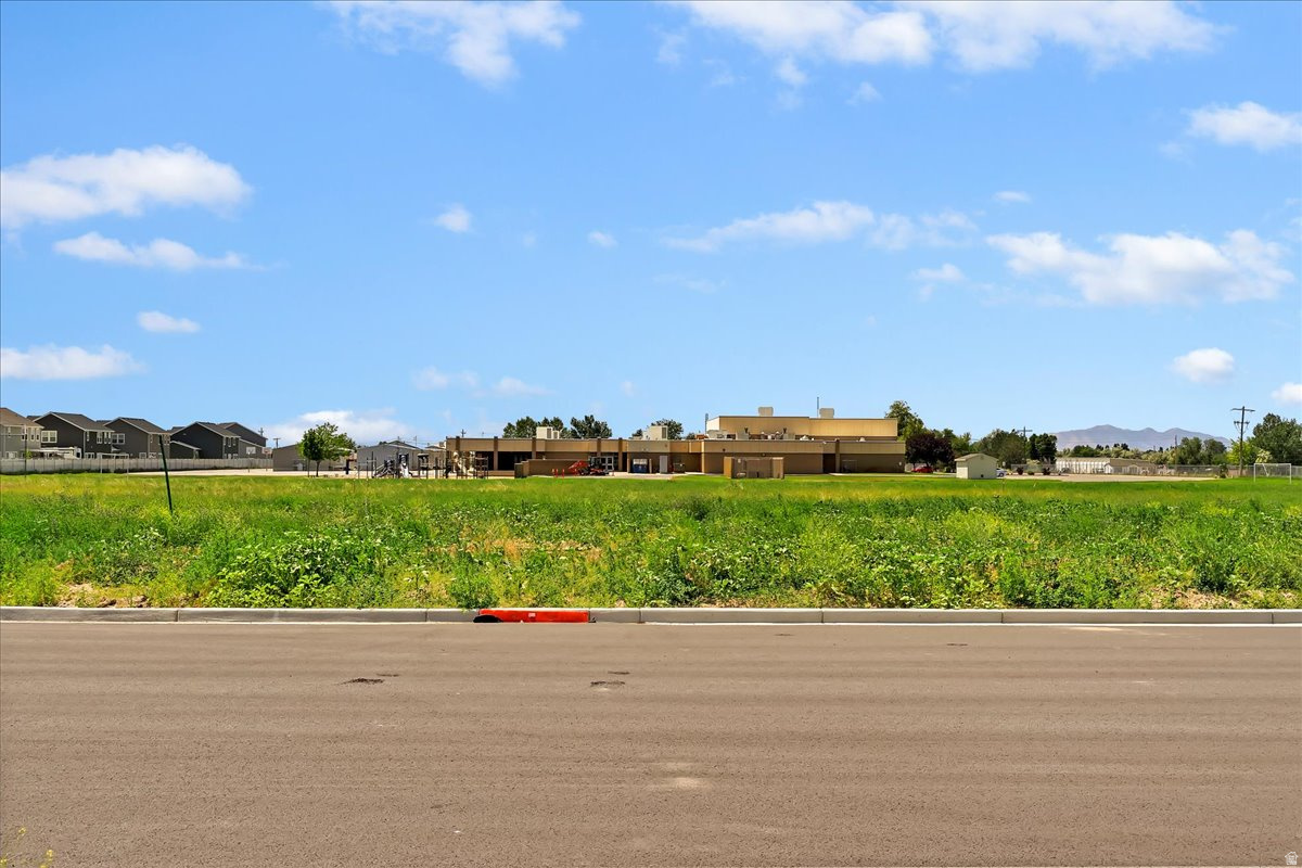 HYLAND RANCH - Land