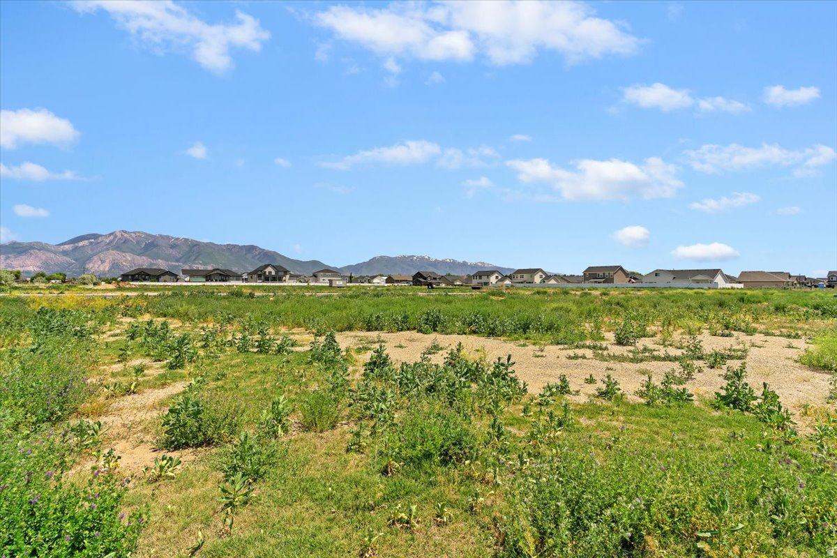 HYLAND RANCH - Land