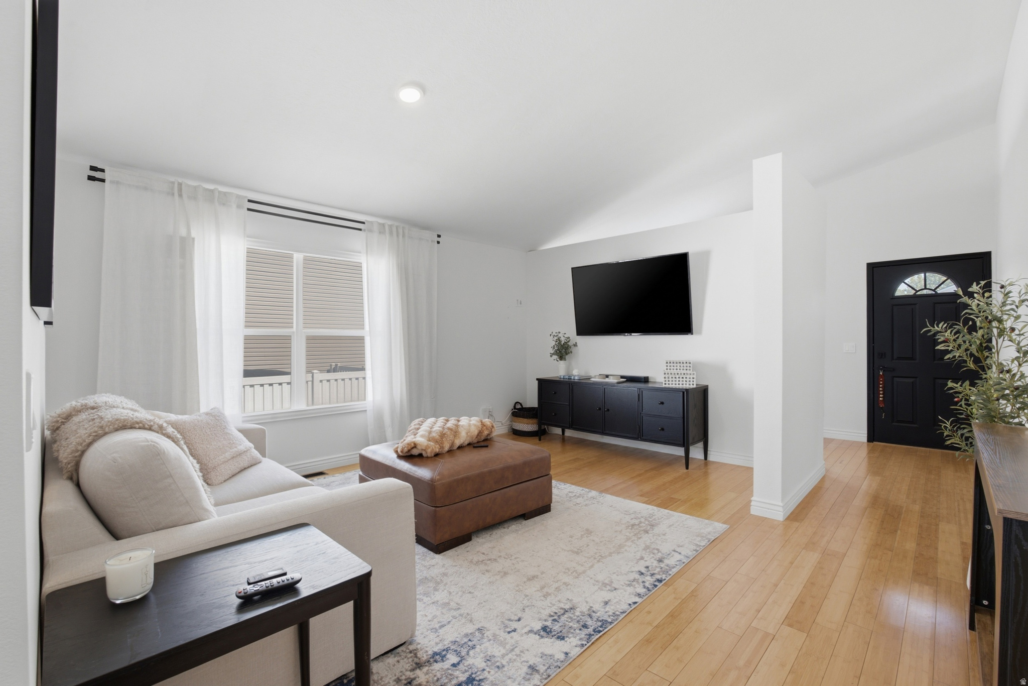 WILLOW CREST - Residential