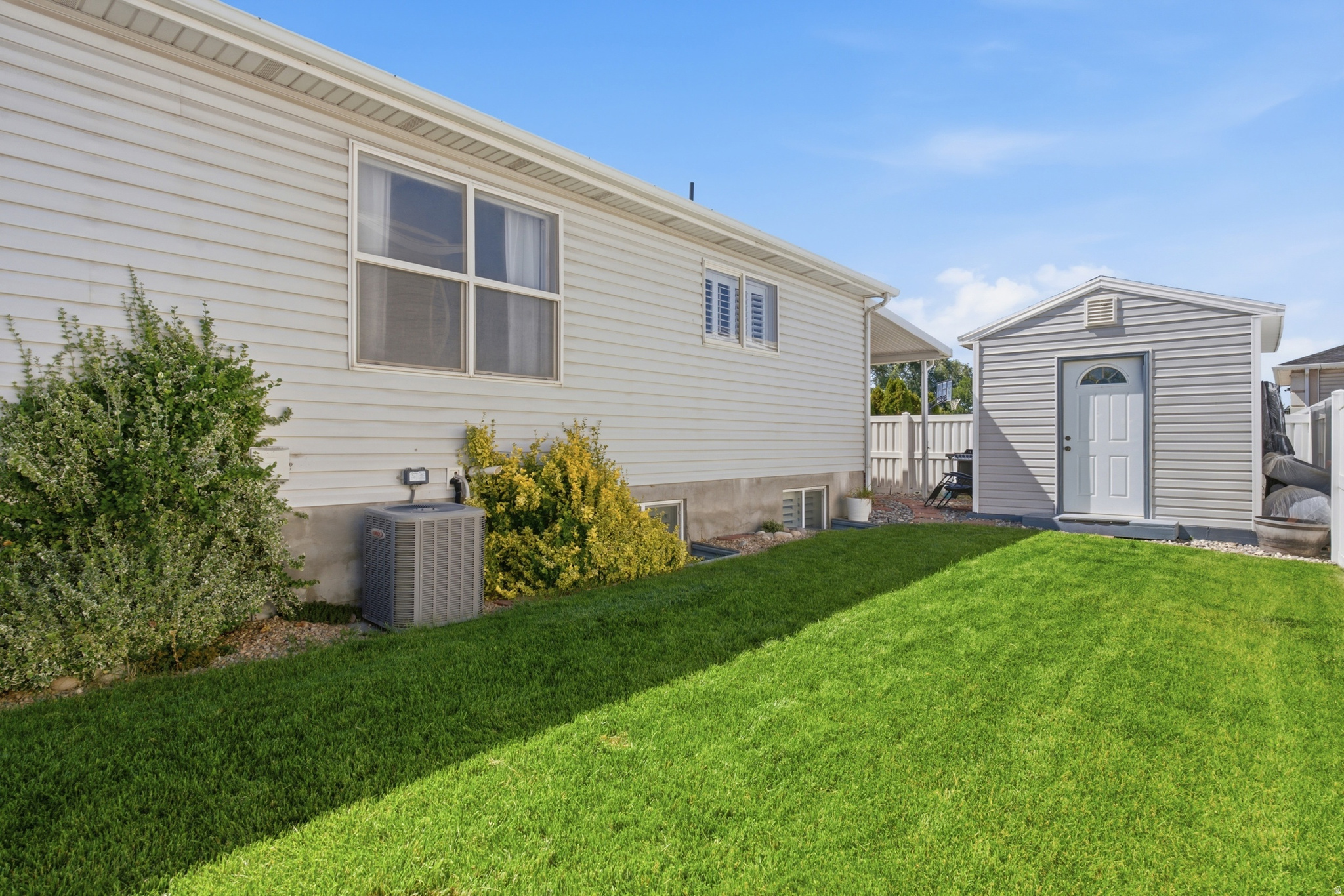 WILLOW CREST - Residential