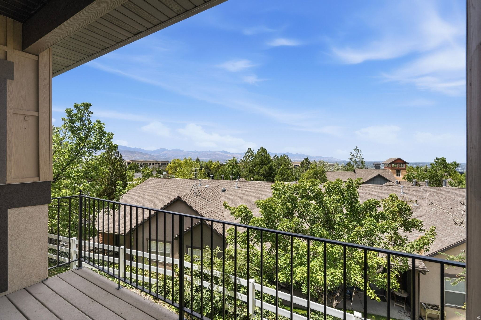 SOUTH MOUNTAIN - Residential