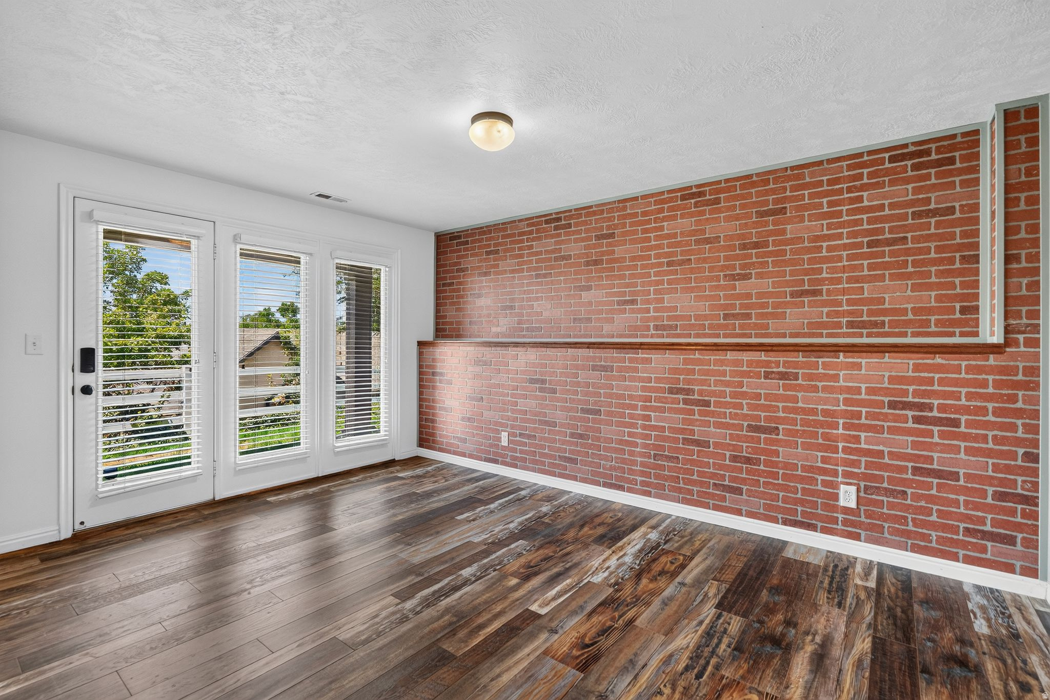 SOUTH MOUNTAIN - Residential