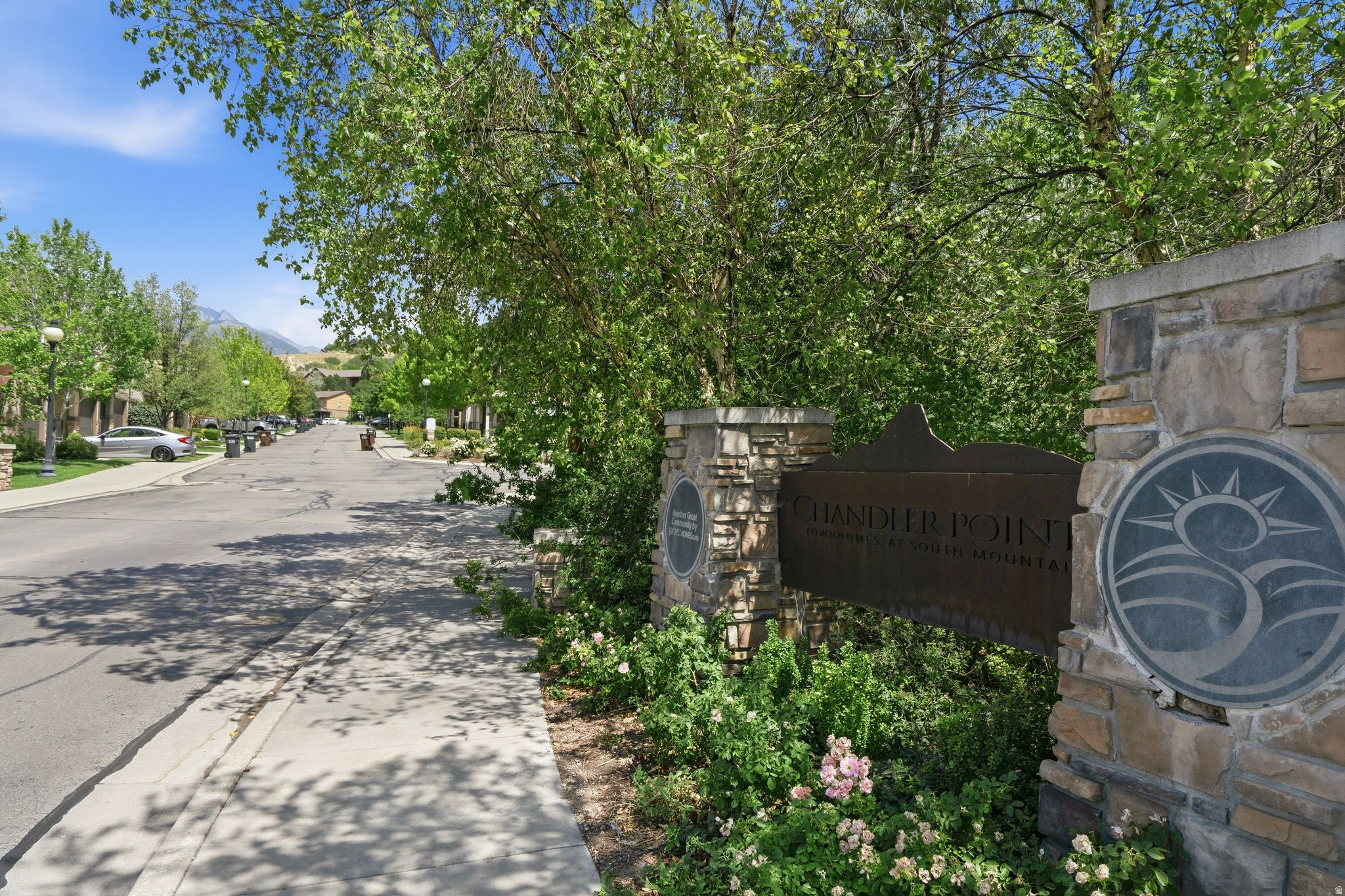 SOUTH MOUNTAIN - Residential