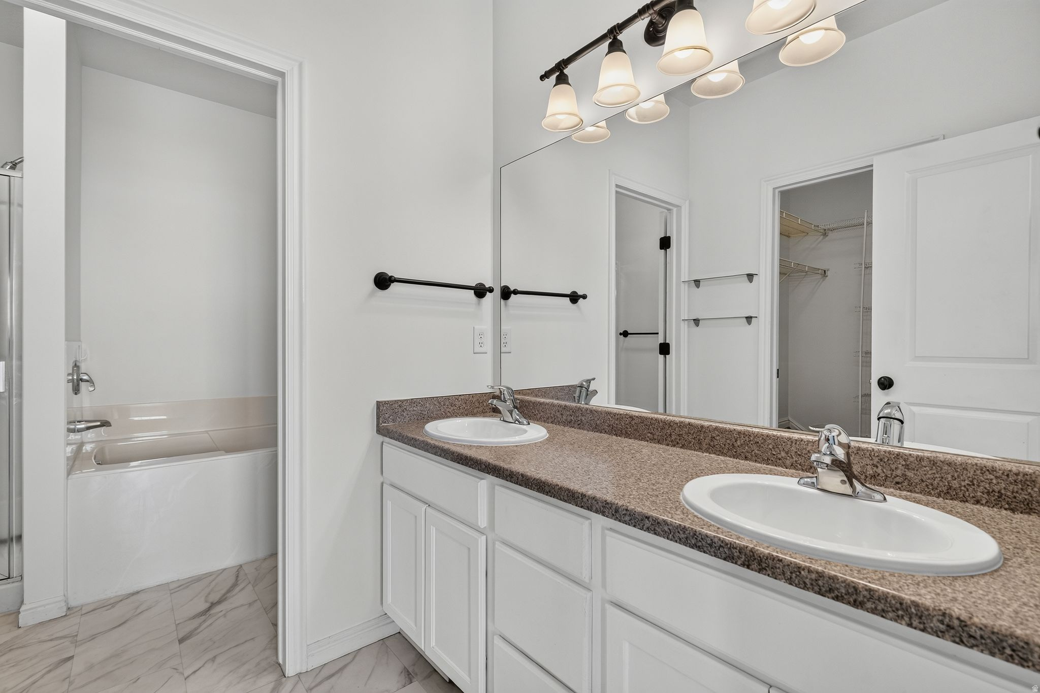 SOUTH MOUNTAIN - Residential
