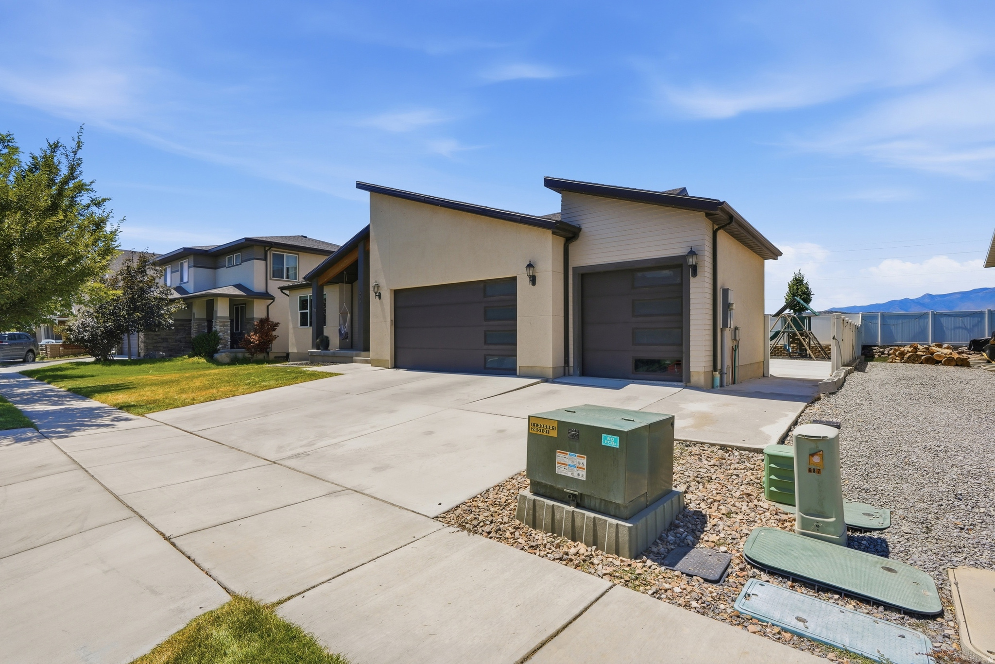 LEGACY FARMS - Residential