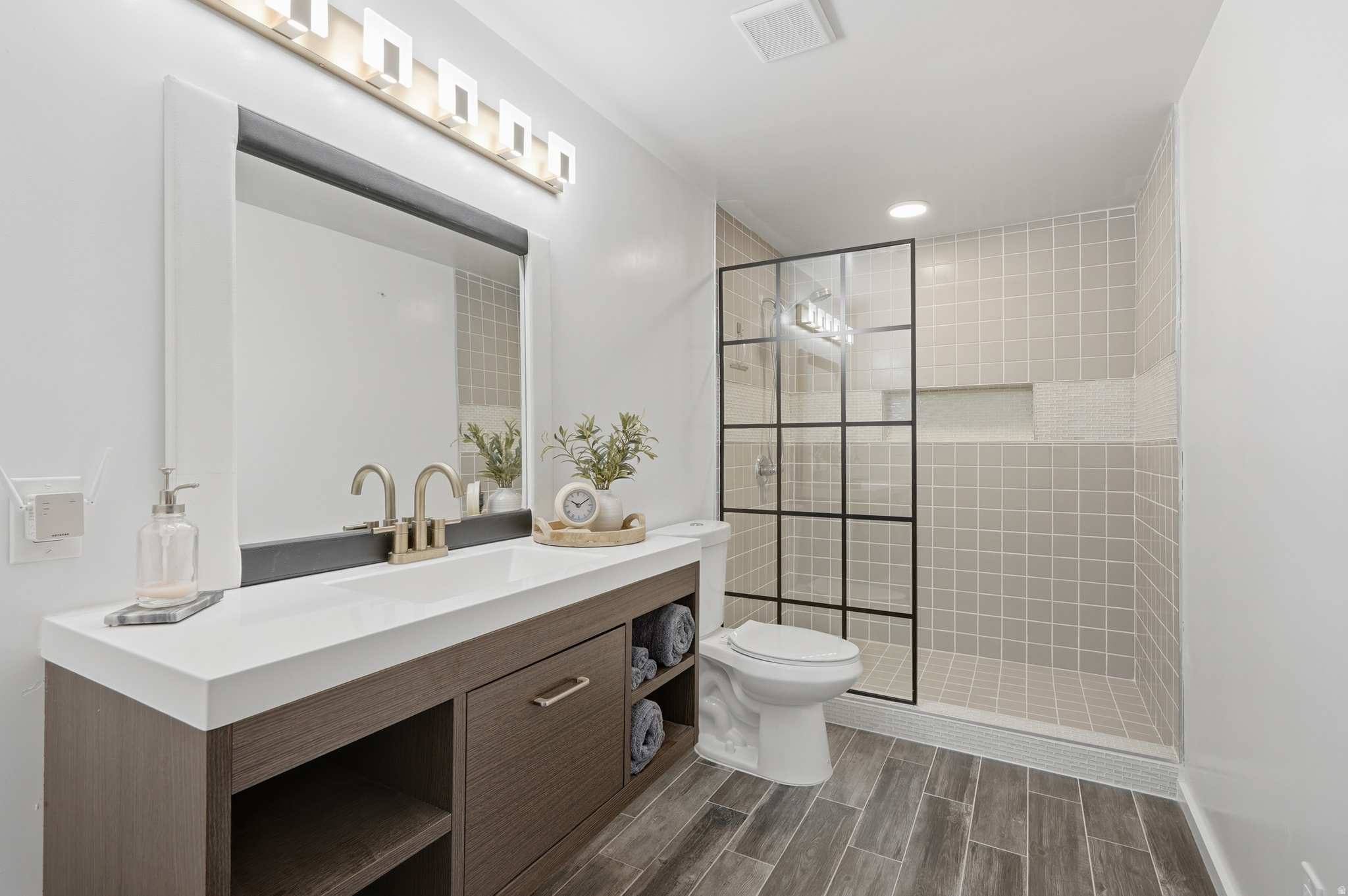 LEGACY FARMS - Residential