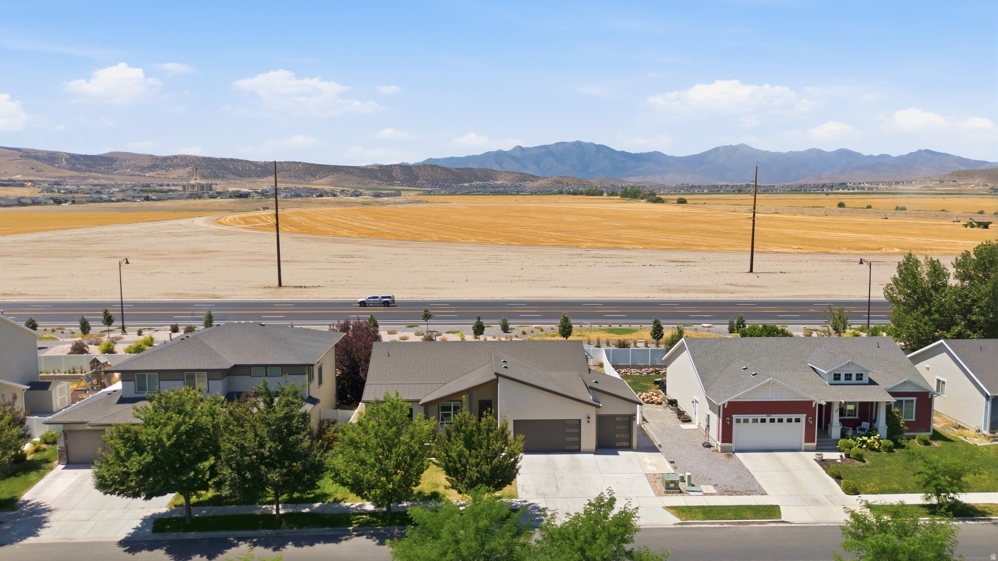 LEGACY FARMS - Residential