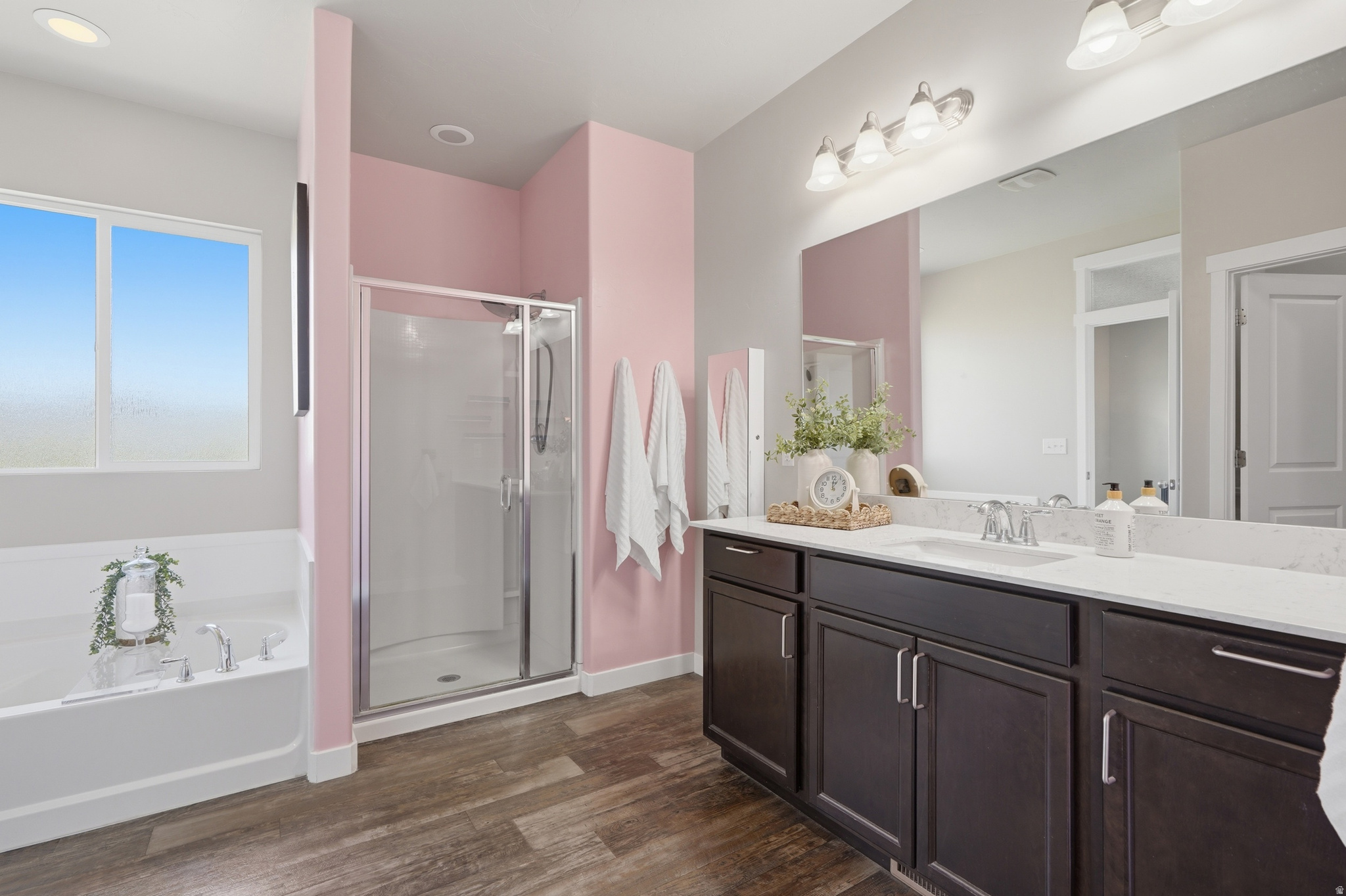 LEGACY FARMS - Residential