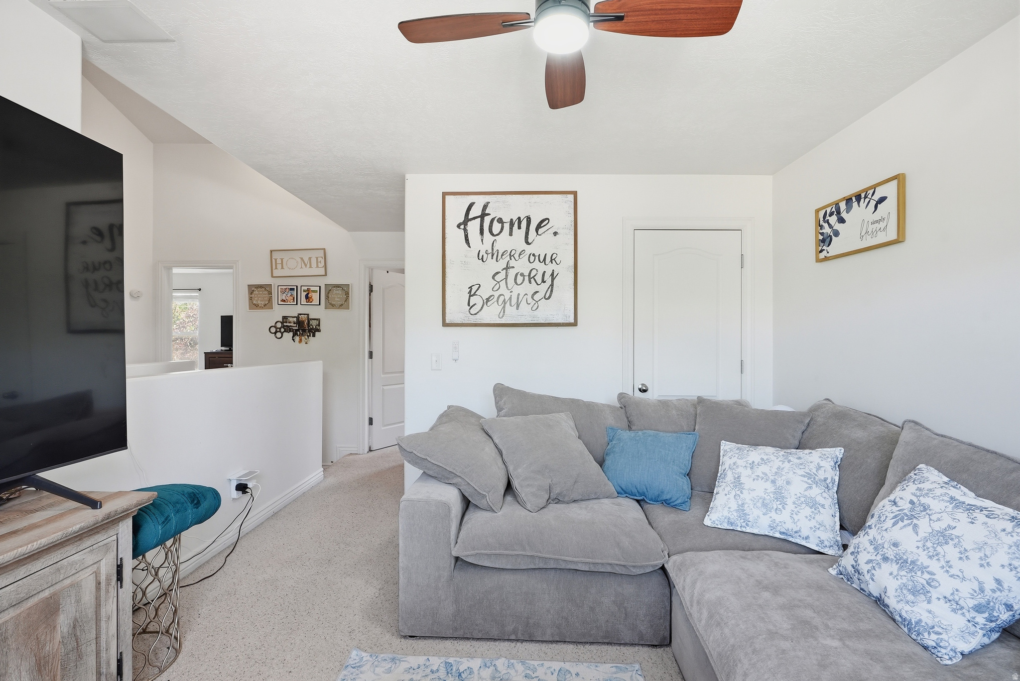 ARGYLE ACRES - Residential