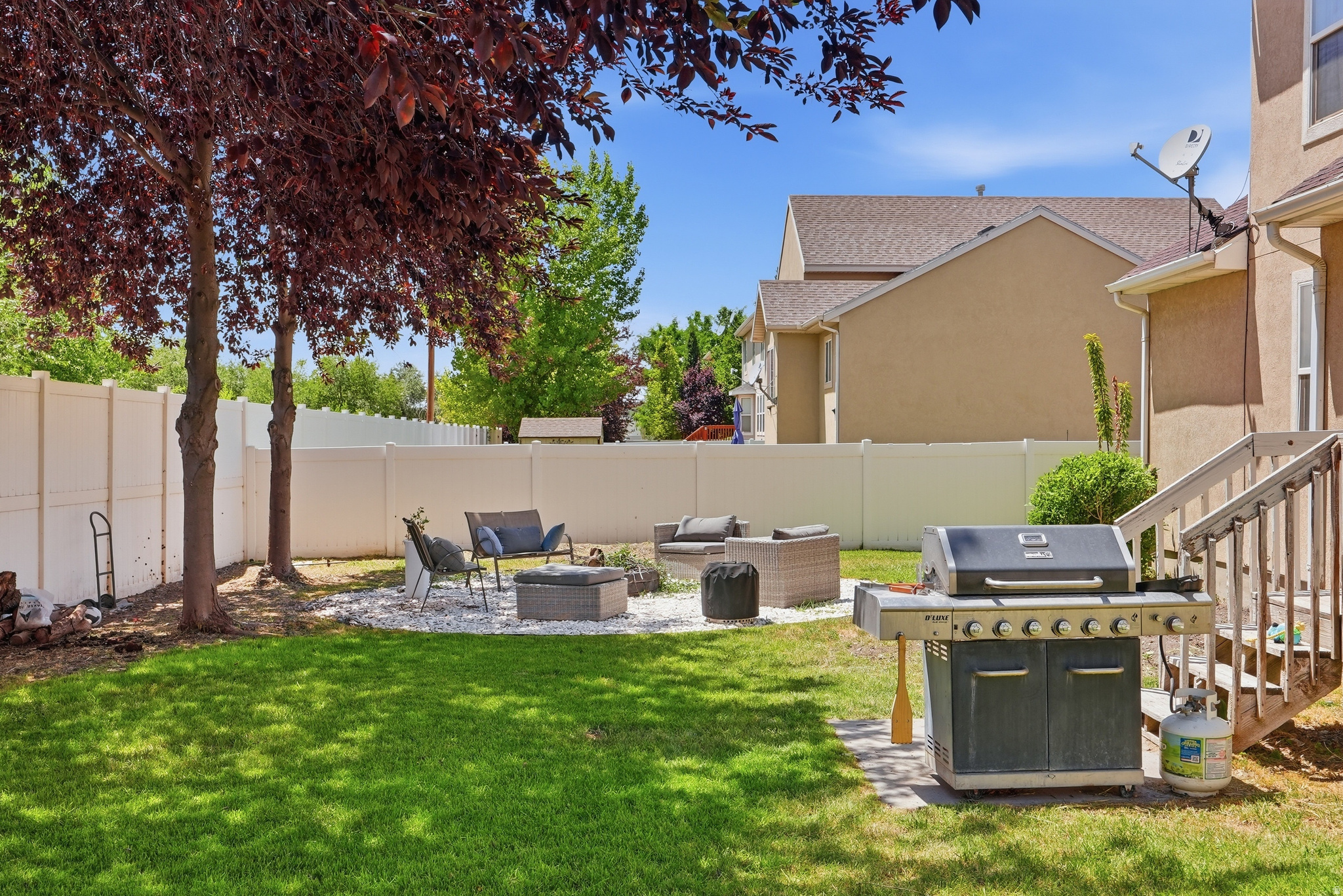 ARGYLE ACRES - Residential