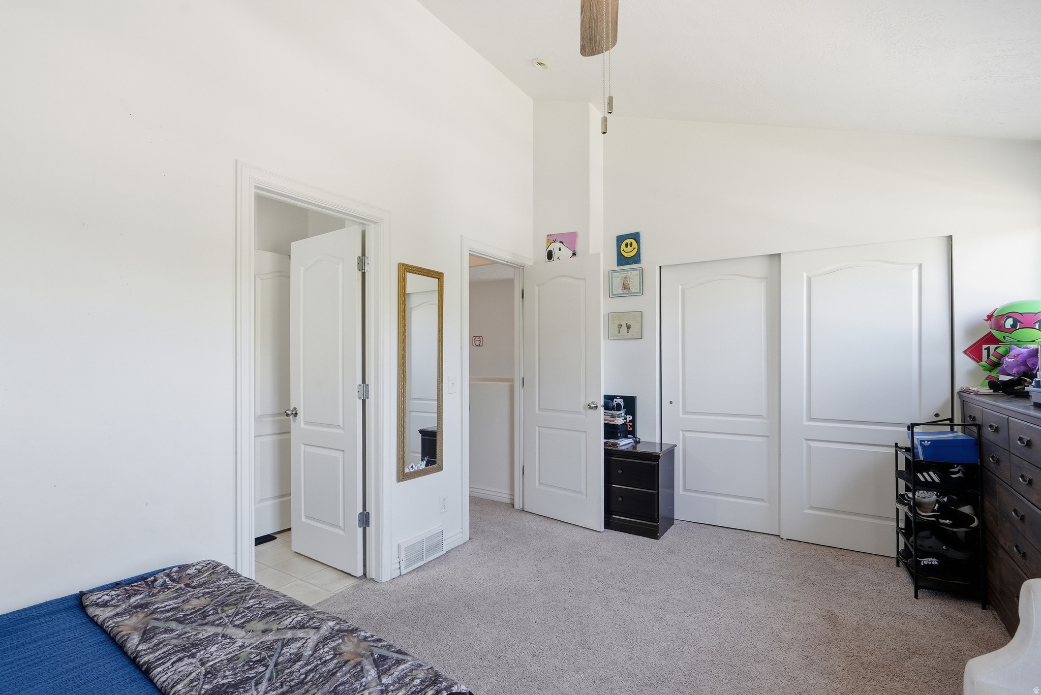 ARGYLE ACRES - Residential