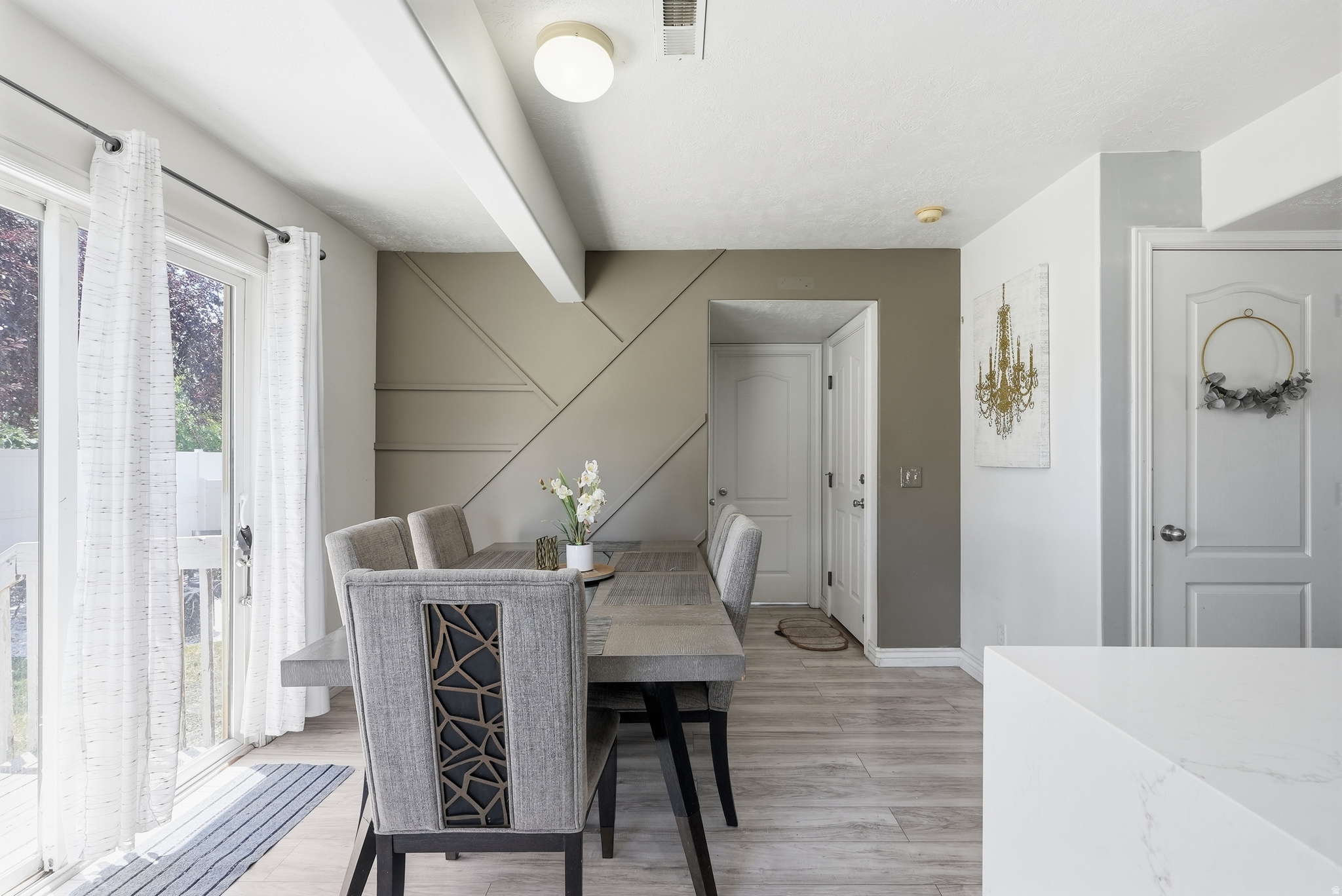 ARGYLE ACRES - Residential