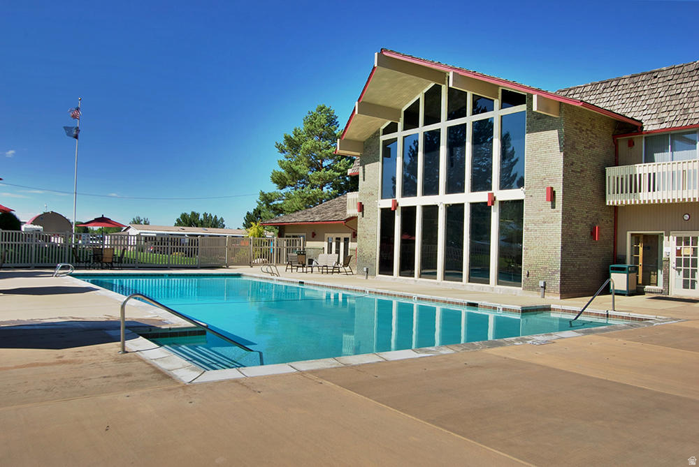 WESTWOOD VILLAGE PARK - Residential