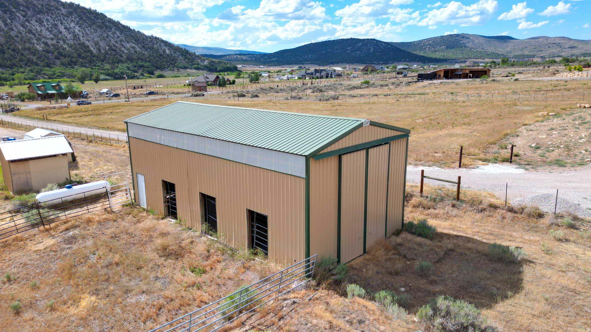 JOHANSEN LOT 4 - Residential