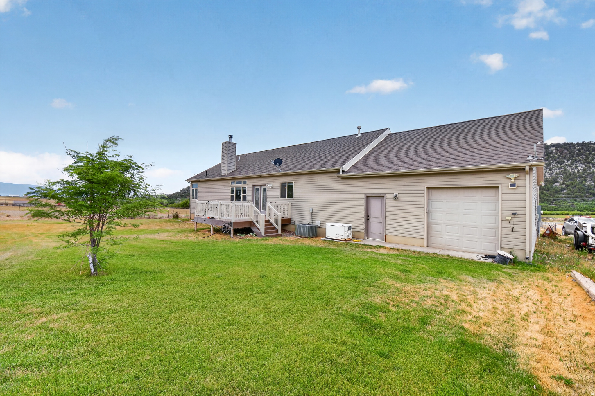 JOHANSEN LOT 4 - Residential