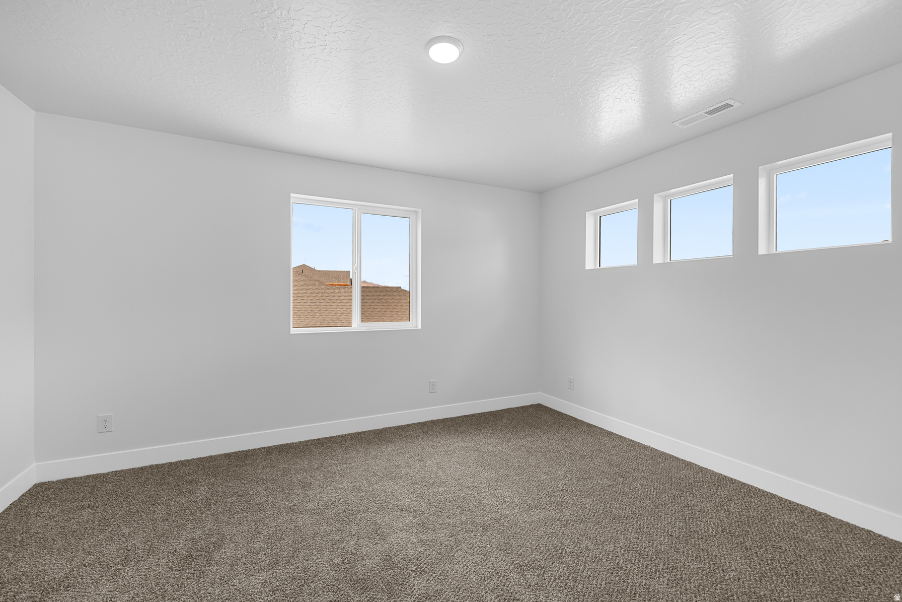 MAPLE MOUNTAIN - Residential