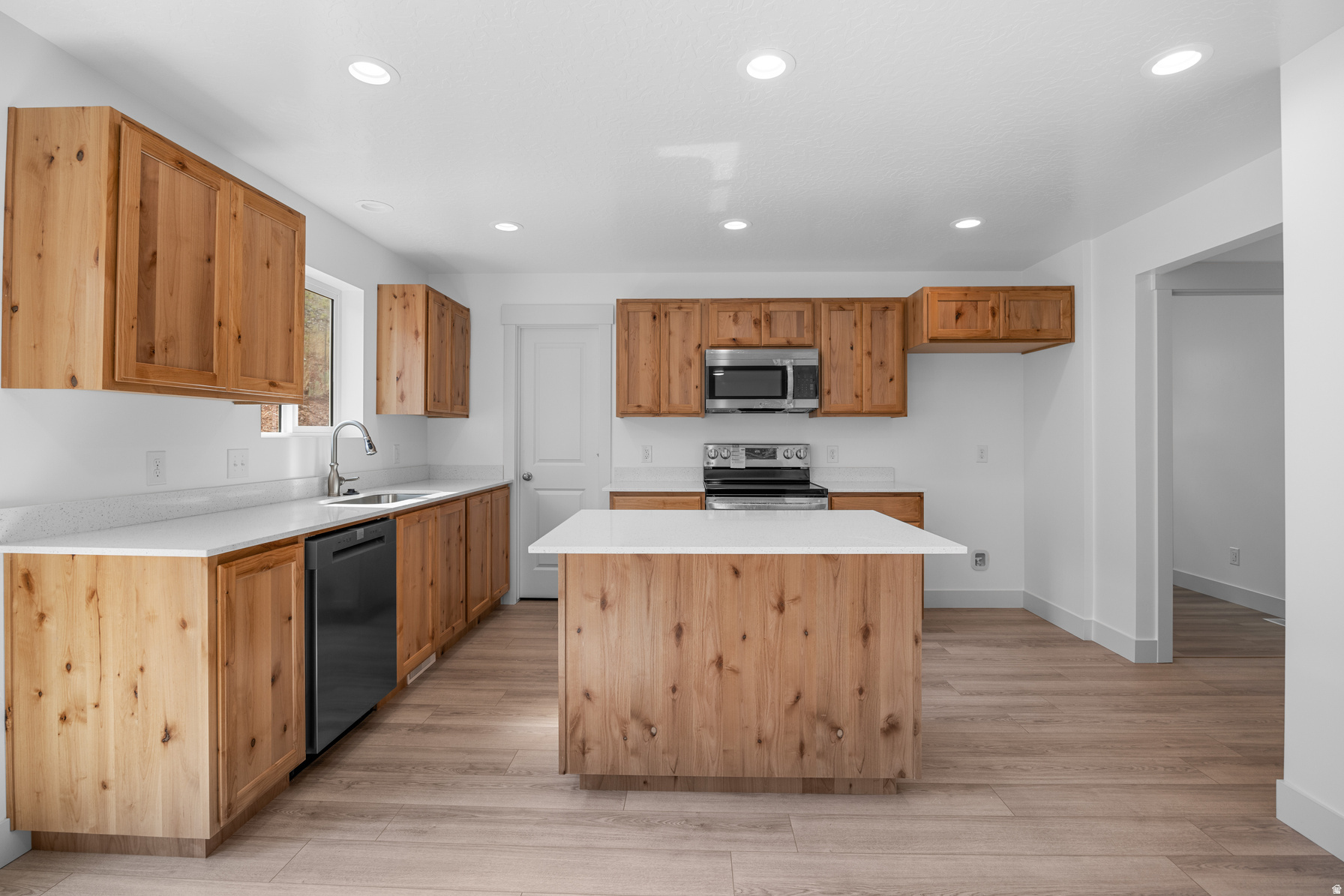 MAPLE MOUNTAIN - Residential