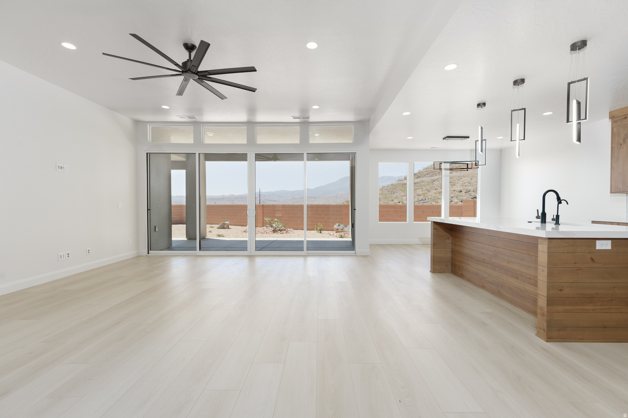 PAINTED SANDS - Residential