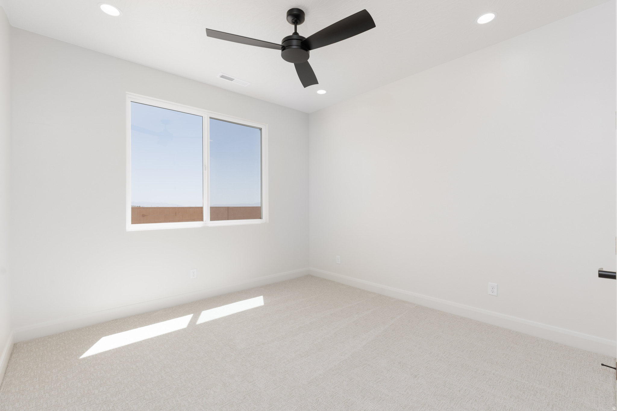 PAINTED SANDS - Residential