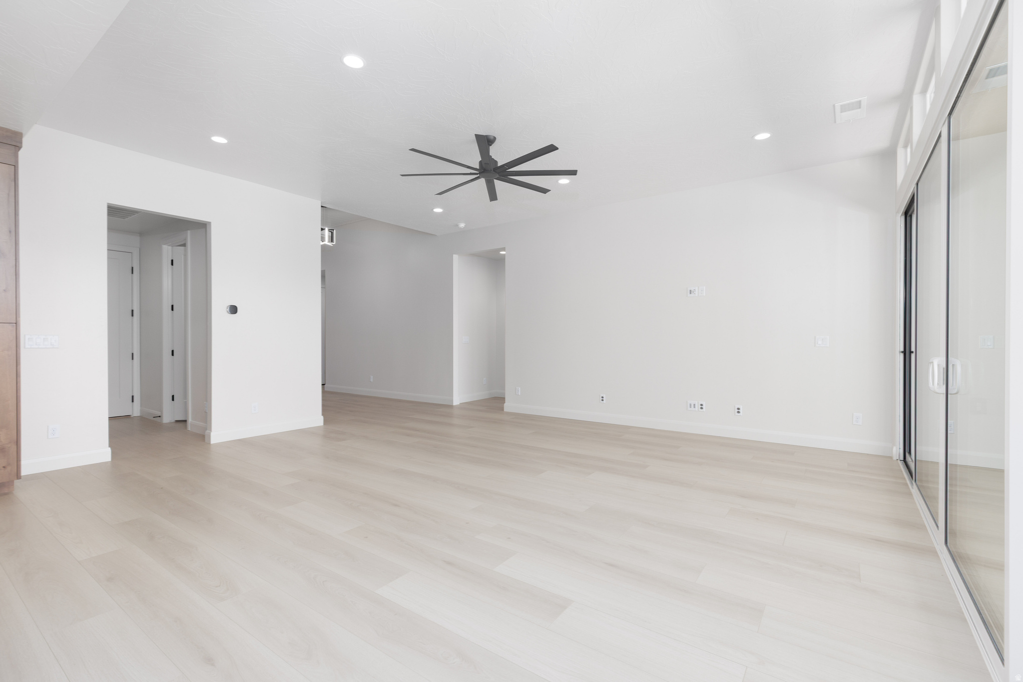 PAINTED SANDS - Residential