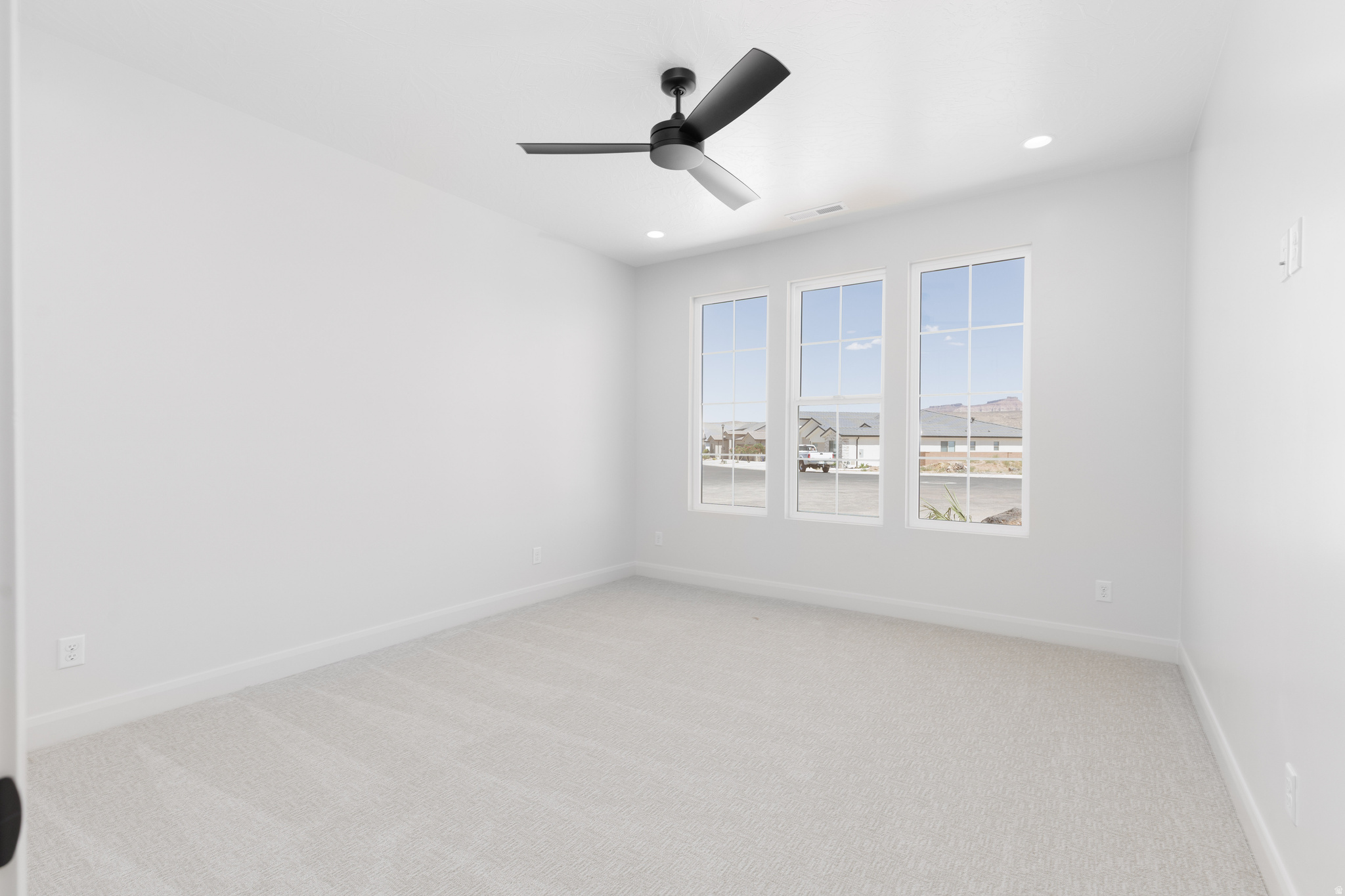 PAINTED SANDS - Residential