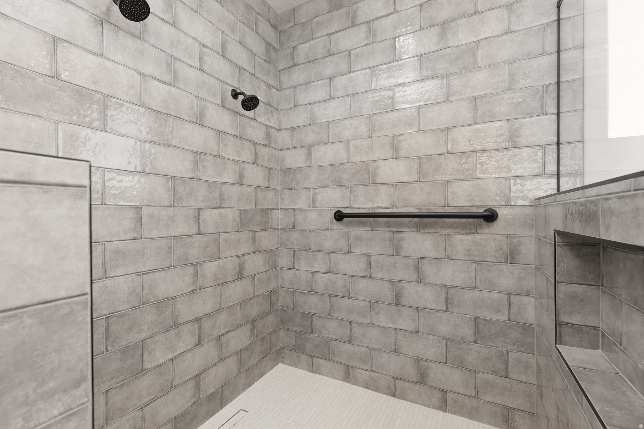 PAINTED SANDS - Residential