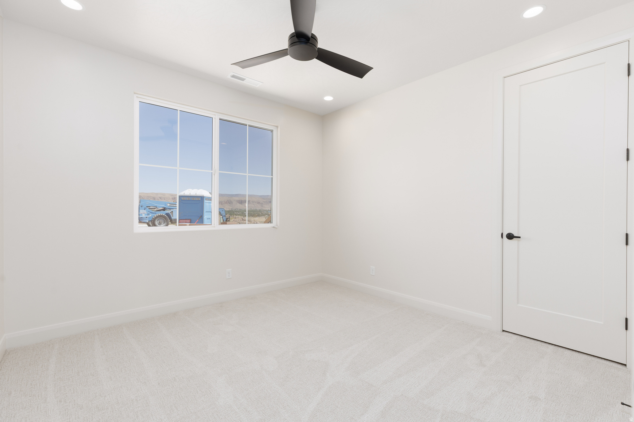 PAINTED SANDS - Residential