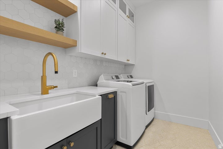TEAKWOOD 5 - Residential