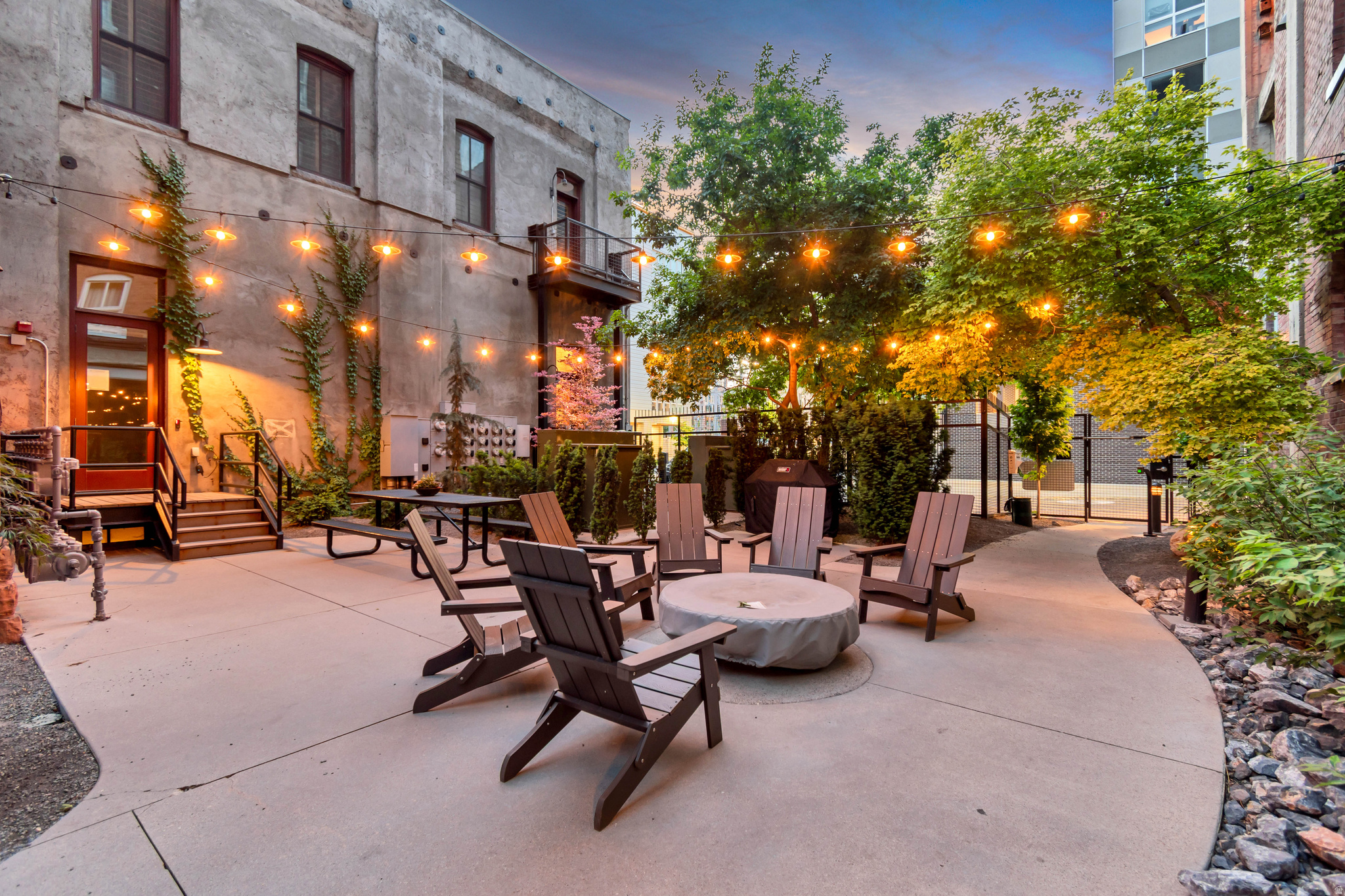 WESTGATE LOFTS - Residential