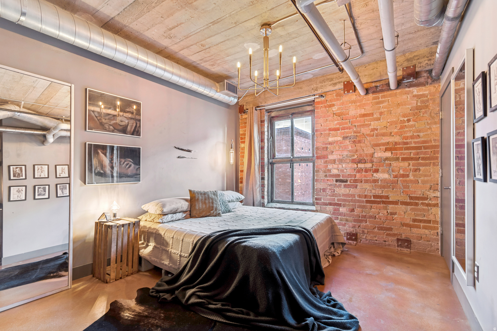 WESTGATE LOFTS - Residential