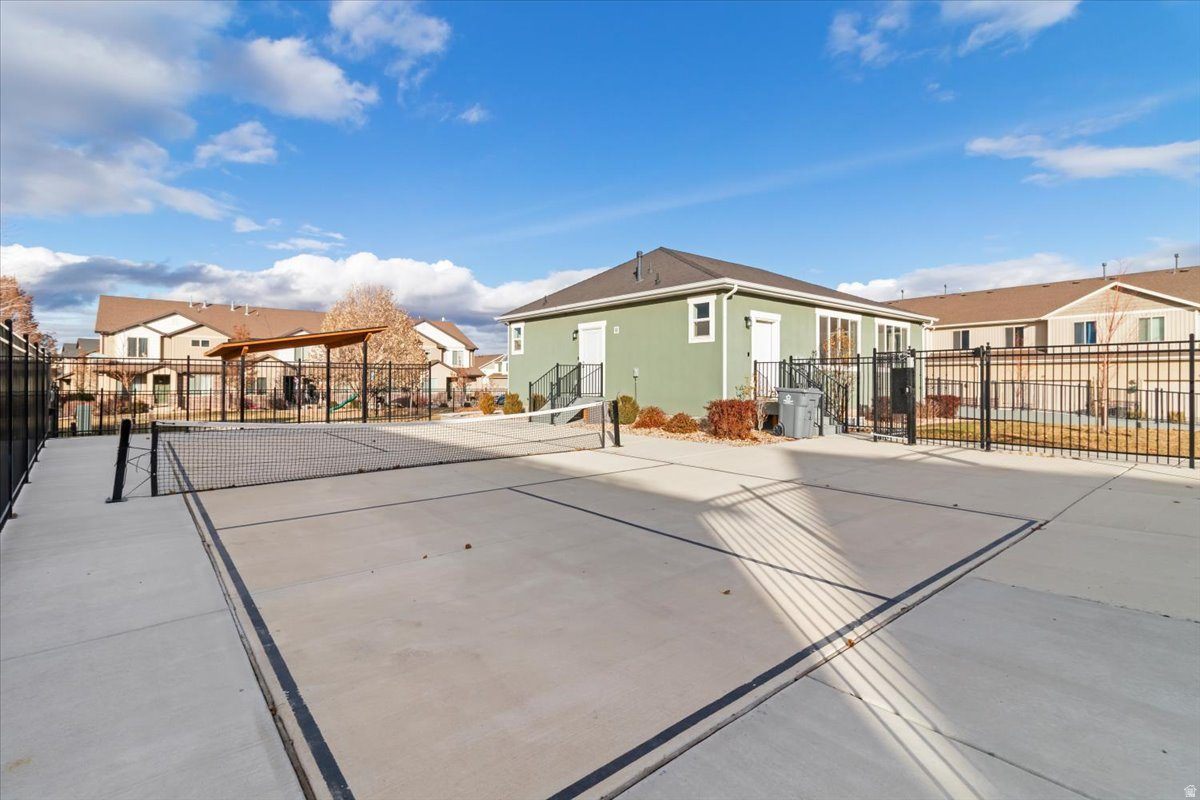 THE ORCHARDS - Residential