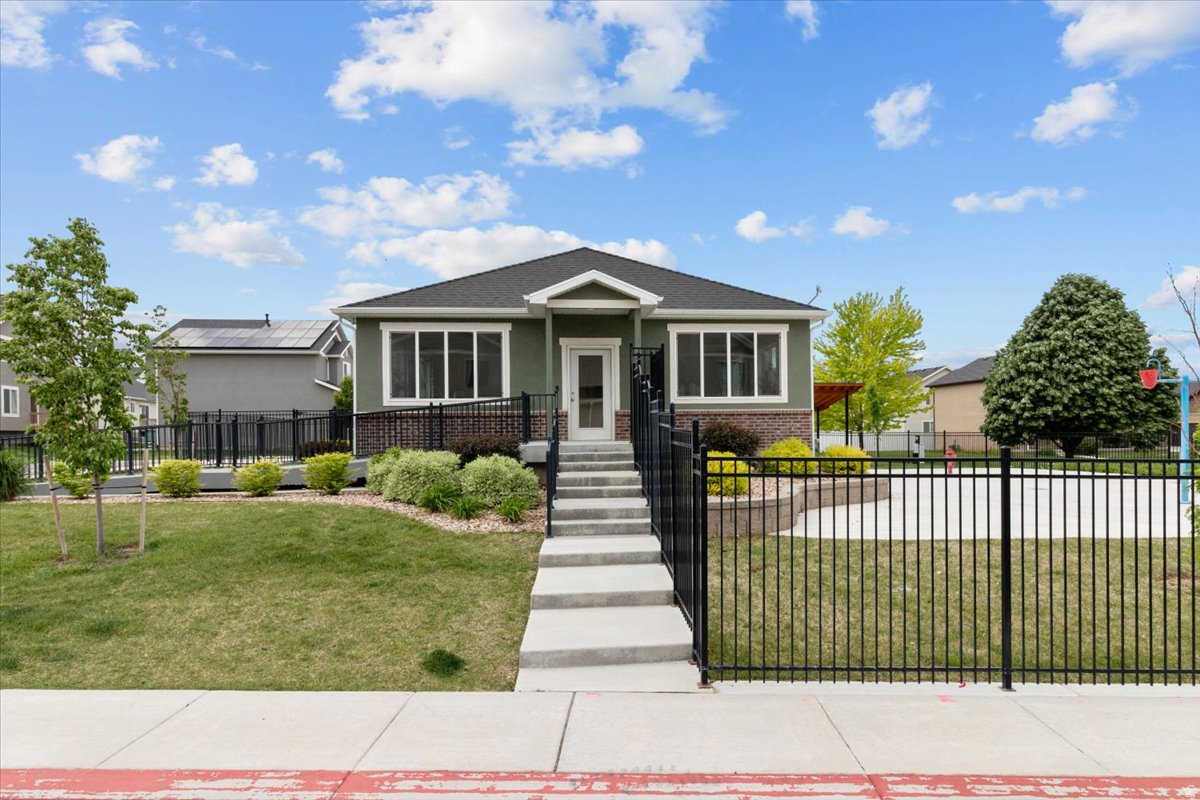 THE ORCHARDS - Residential