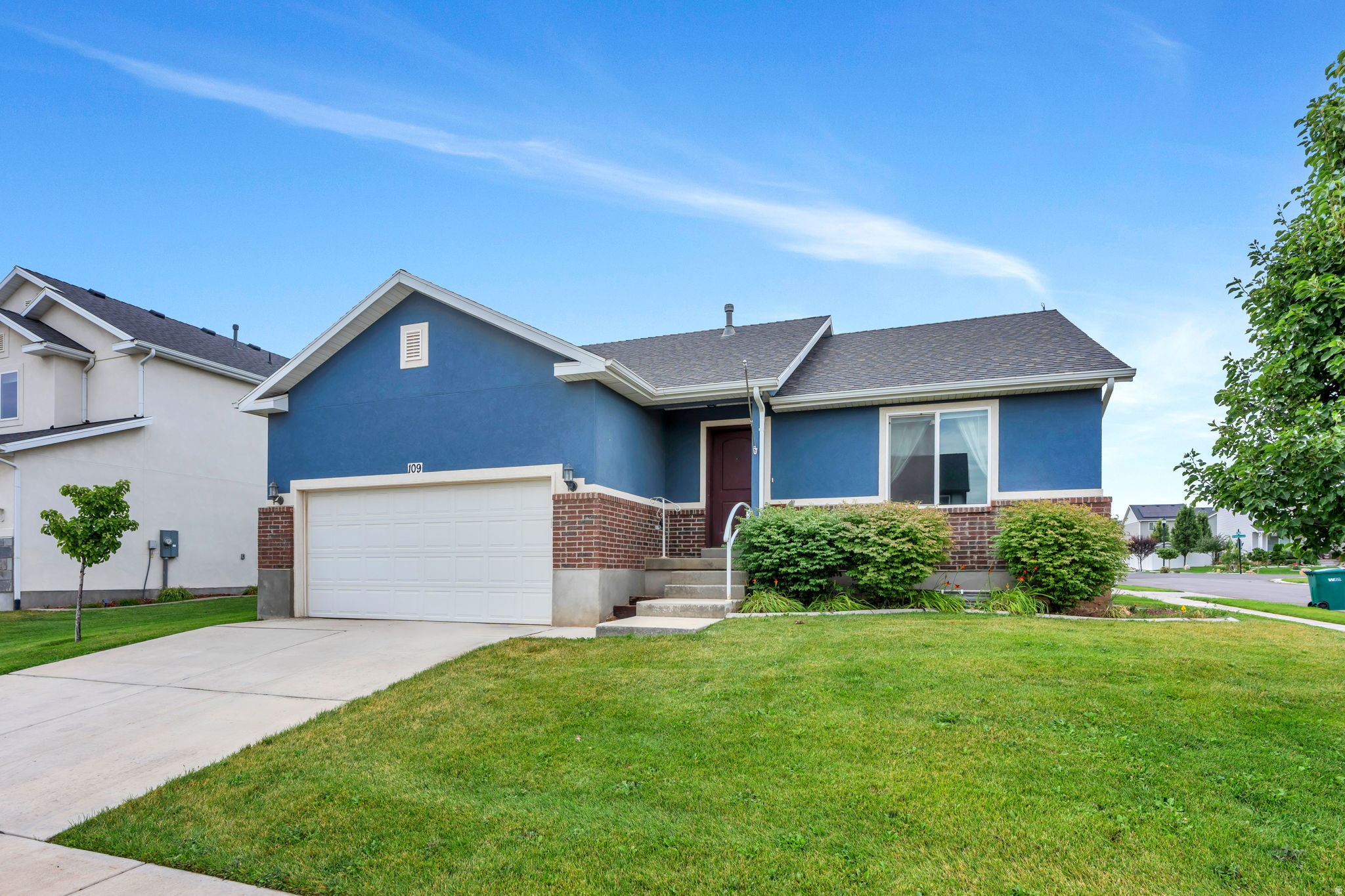 Highly sought after SINGLE LEVEL LIVING rambler located in the amazing Orchards neighborhood in north Santaquin. Charming corner lot tucked away from the city, walking distance to the elementary school, minutes to I-15 and Maceys, and just a short drive to Santaquin Canyon which features hiking, mountain biking trails, picnic areas and more. AFFORDABLE home w/ PAID OFF SOLAR which is INCLUDED in the sale saving you 100's per month. Kitchen, Living, Dining is highlighted by soaring VAULTED ceilings, upgraded stained WOOD cabinets, EXTRA large pantry cabinets, laminate hard surface flooring, an INCLUDED refrigerator, and FRESH PAINT throughout. Primary bedroom is highlighted by a WALK IN closet with built in shelving, and upgraded glass bath surrounds. Maintenance free living with an EFFICIENT HOA that includes lawn care, a GYM room, Pickleball Courts, Splash Pad, and a Clubhouse. WASHER and DRYER is also INCLUDED saving you thousands in move in costs. Square footage figures are per county records. Buyer/Agent to verify all including school districts.