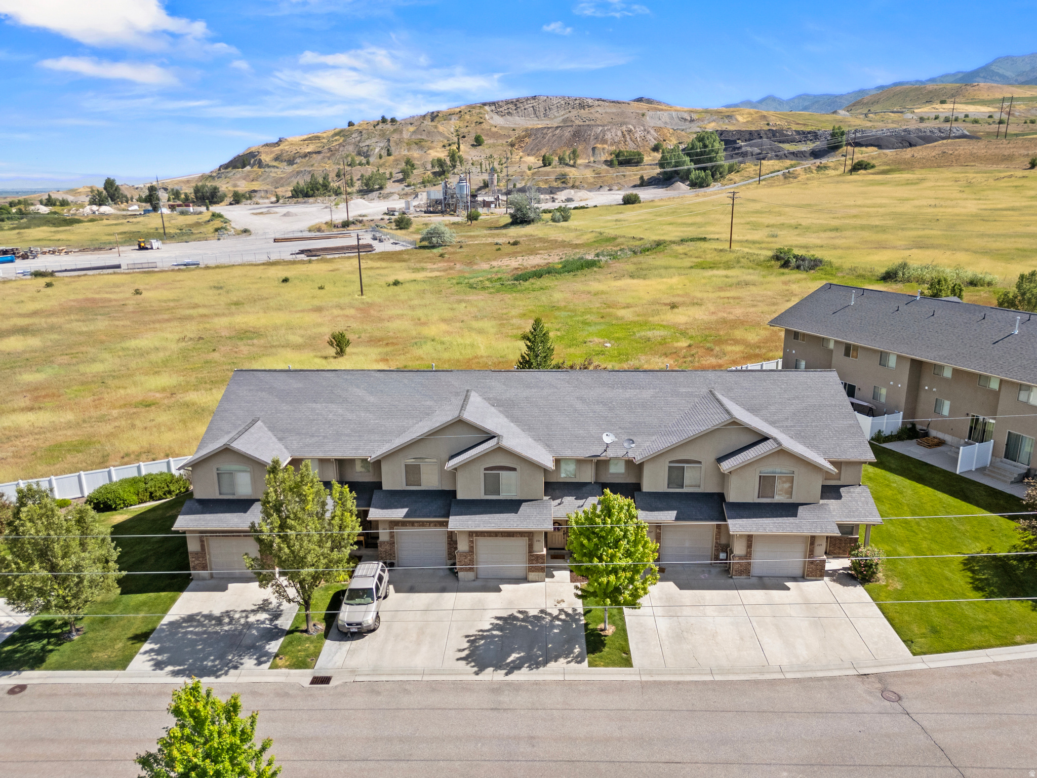 NORTH RIDGE - Residential