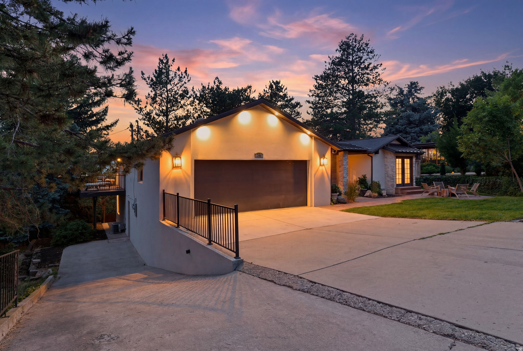 INDIAN HILLS - Residential